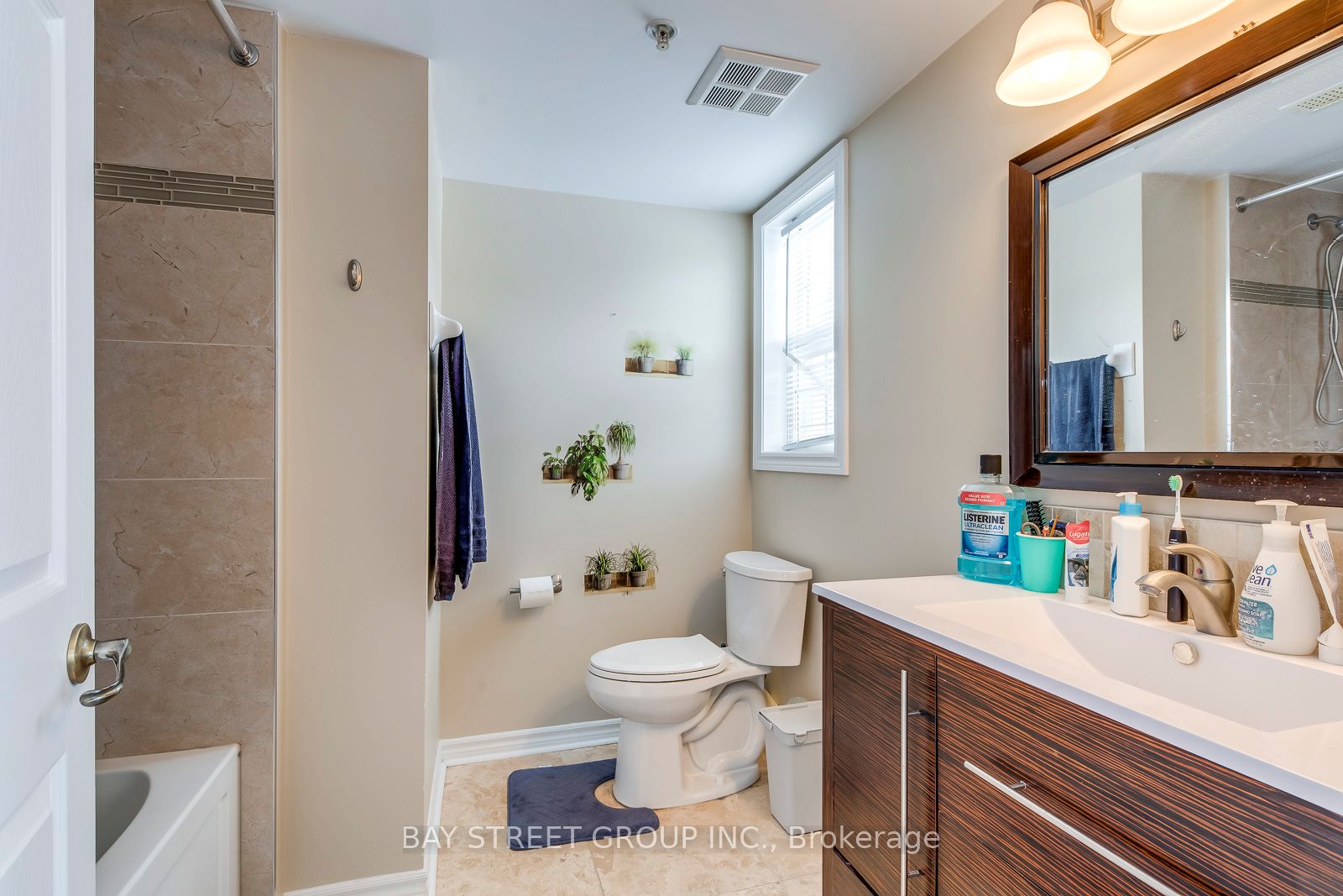 #216 - 1480 Bishops Gate Property Photo 30
