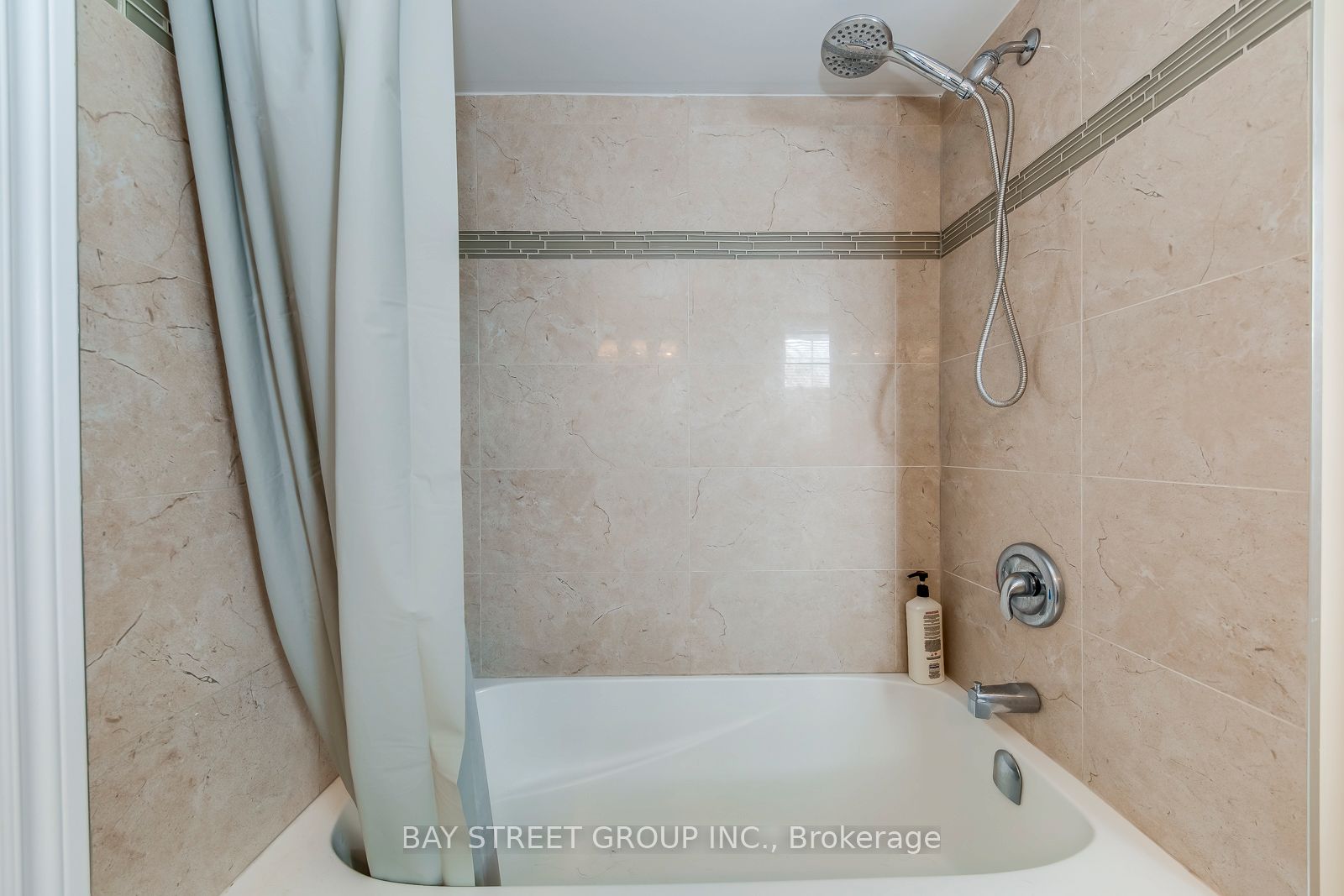 #216 - 1480 Bishops Gate Property Photo 31