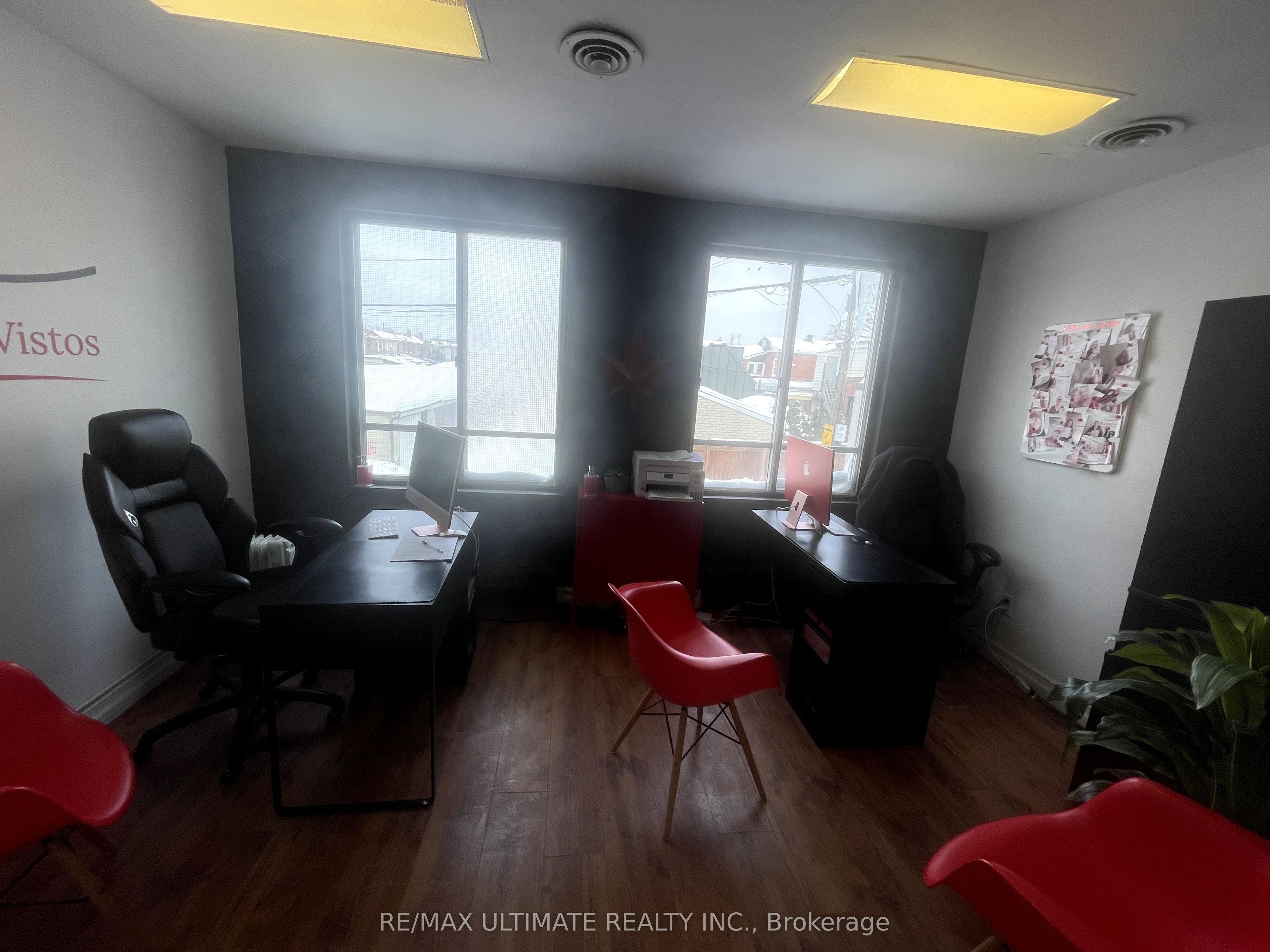 ##205 - 1268 St. Clair Avenue Property Photo 2