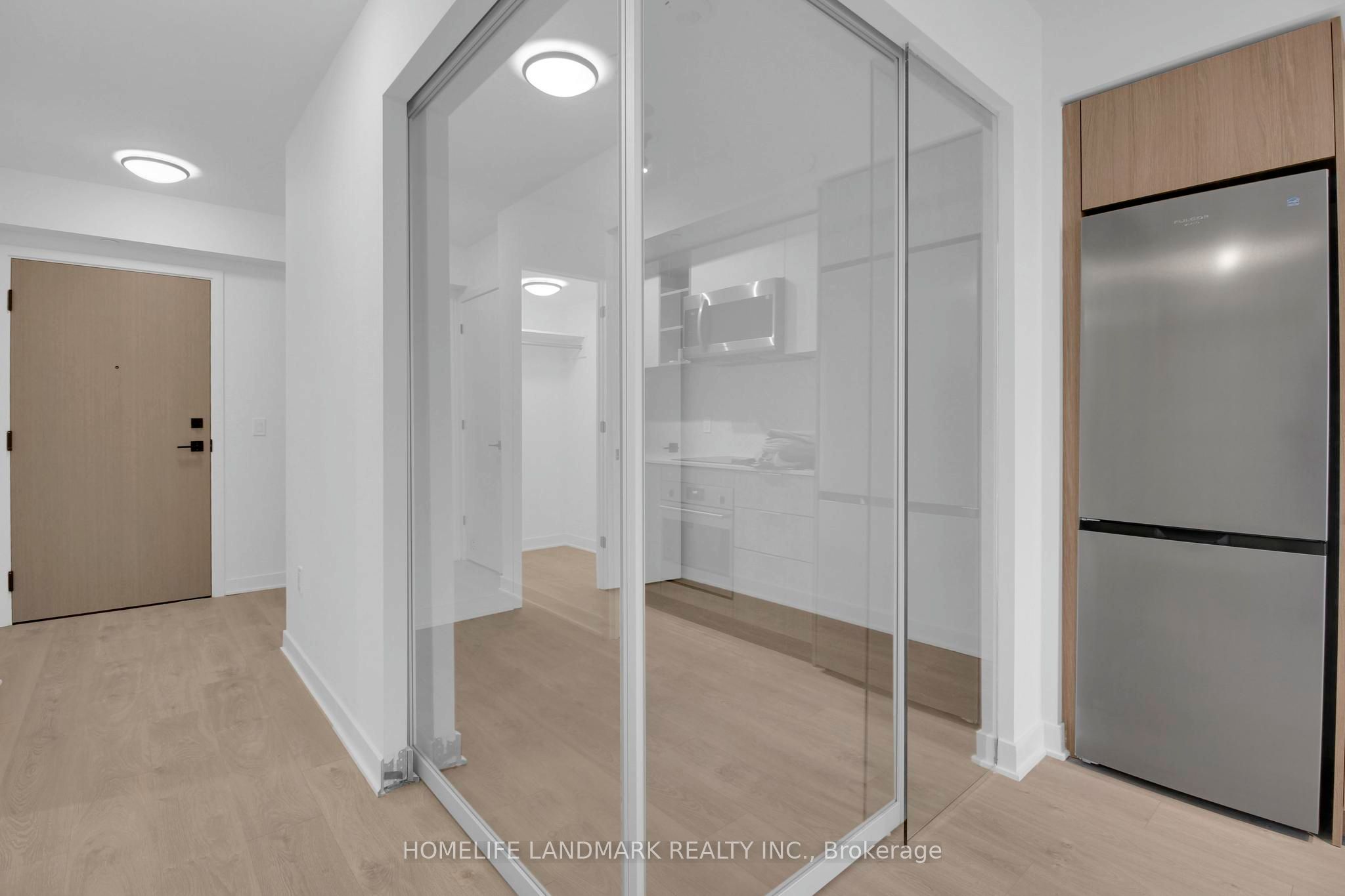#522 - 36 Zorra Street Property Photo 14