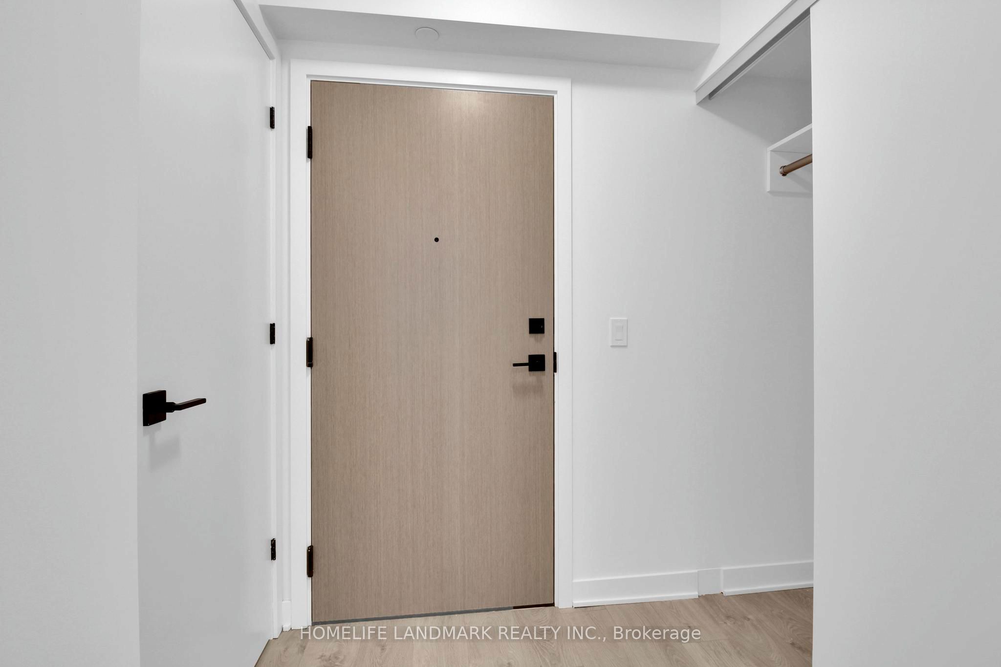 #522 - 36 Zorra Street Property Photo 15