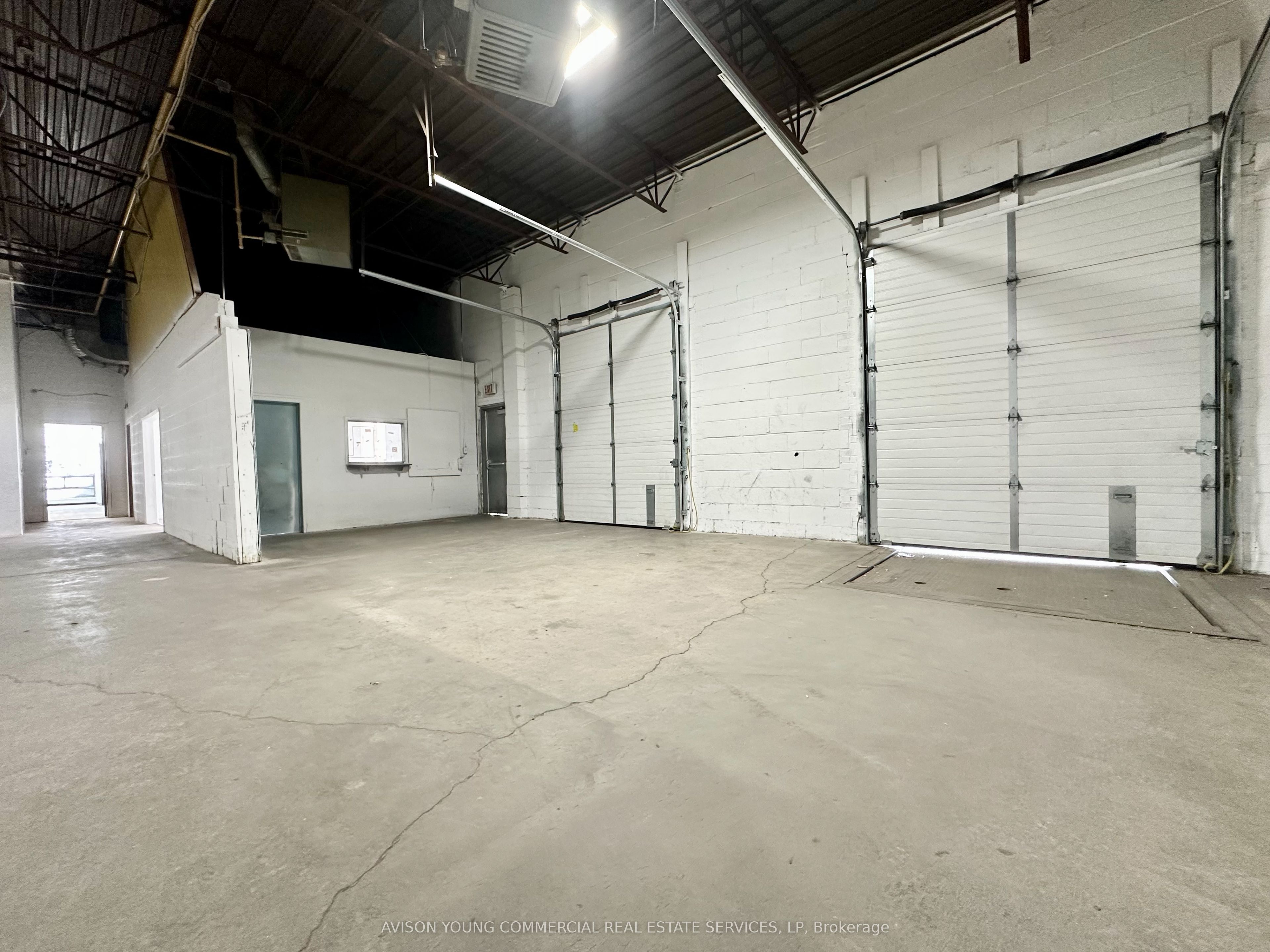 #a & B - 101 Brisbane Road Property Photo 9