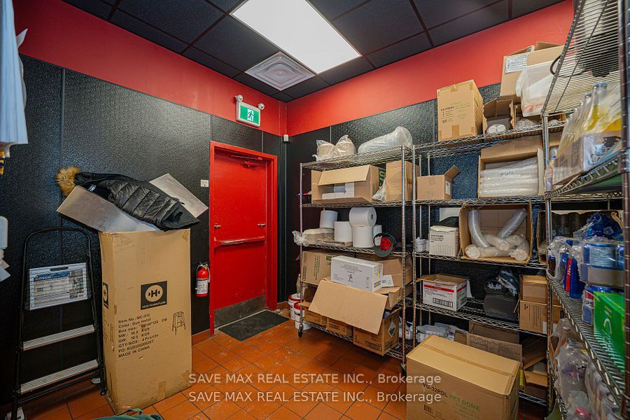 #12 - 3480 Fairview Street Property Photo 16