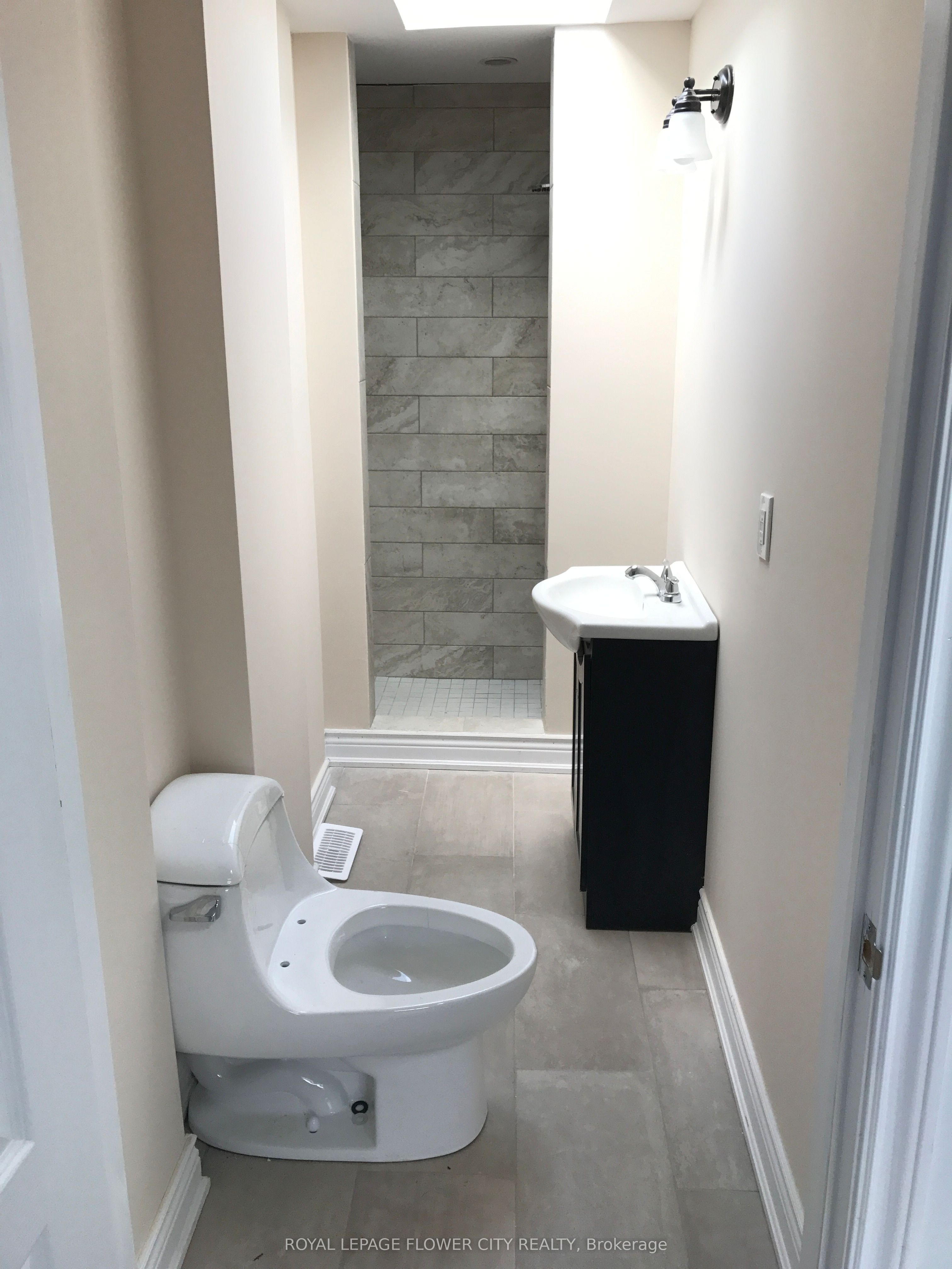 1188 Weston Road Property Photo 1