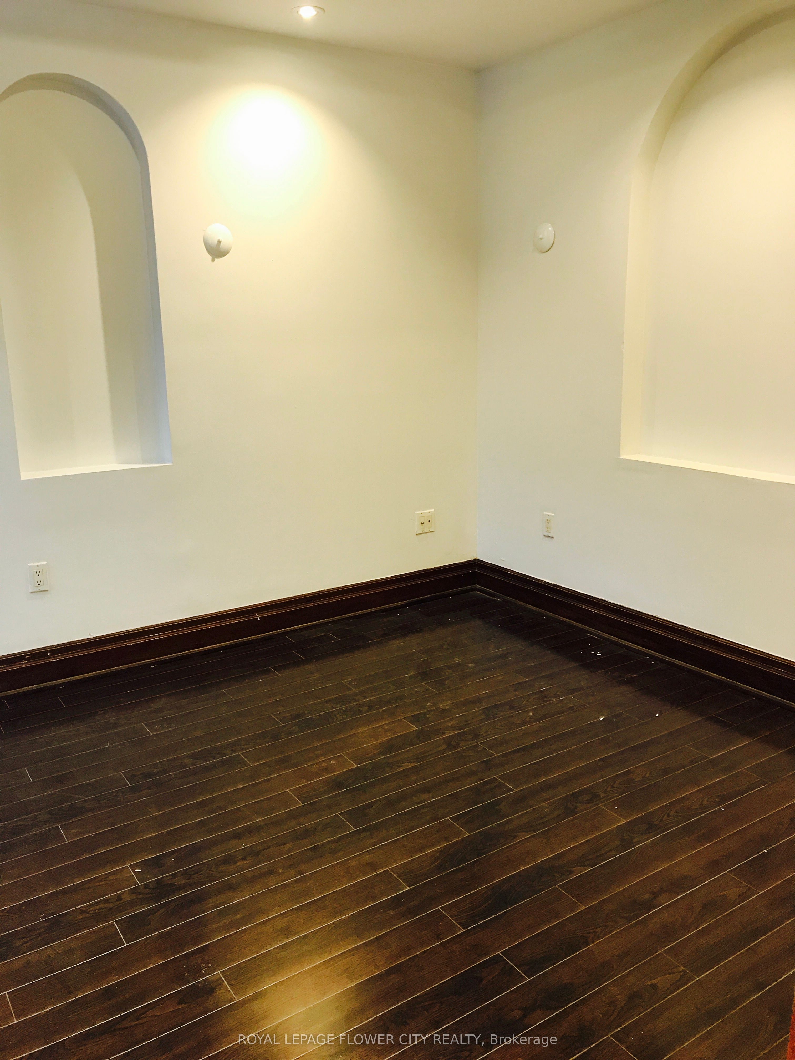 1188 Weston Road Property Photo 15