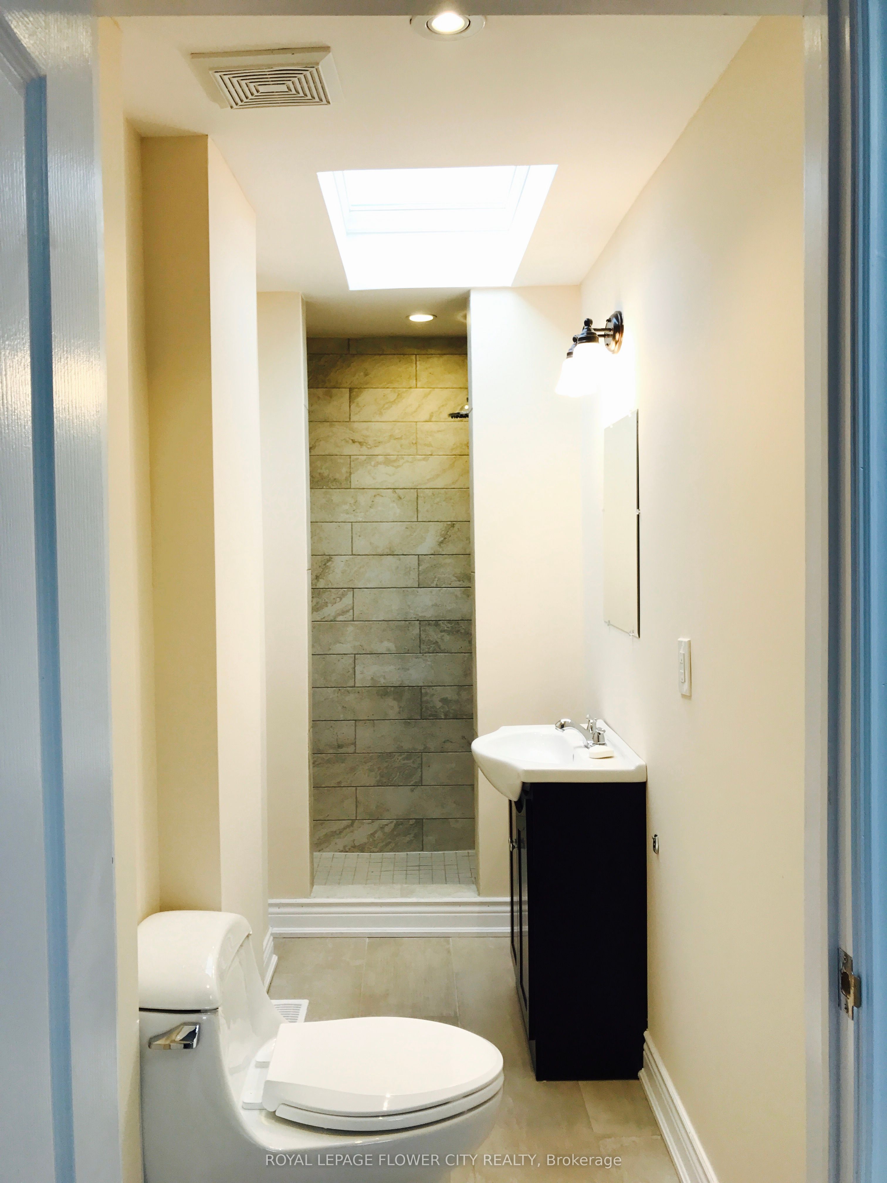 1188 Weston Road Property Photo 31