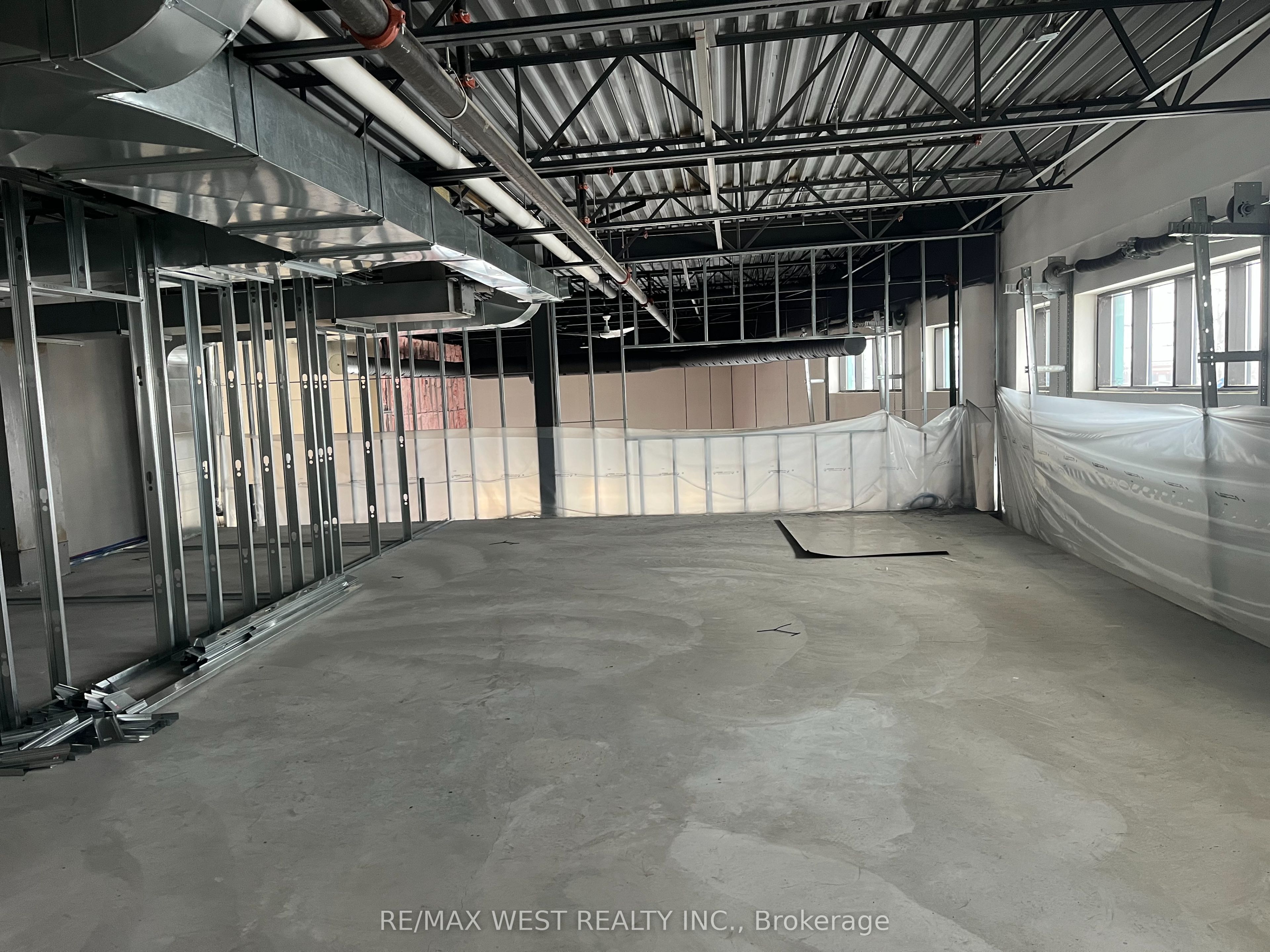 #8 - 1800 Davenport Road Property Photo 10