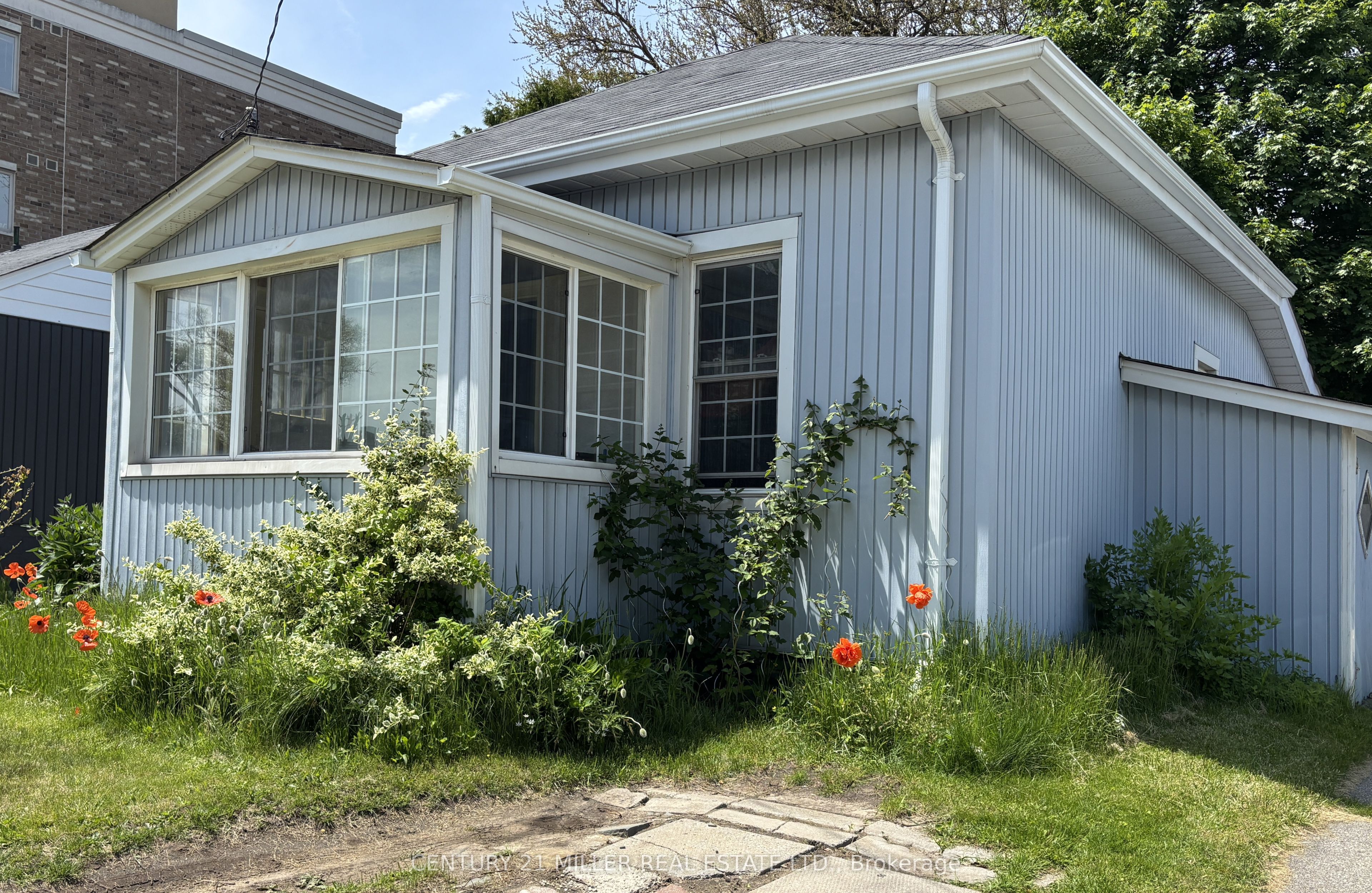 63 Washington Ave Property Photo 1