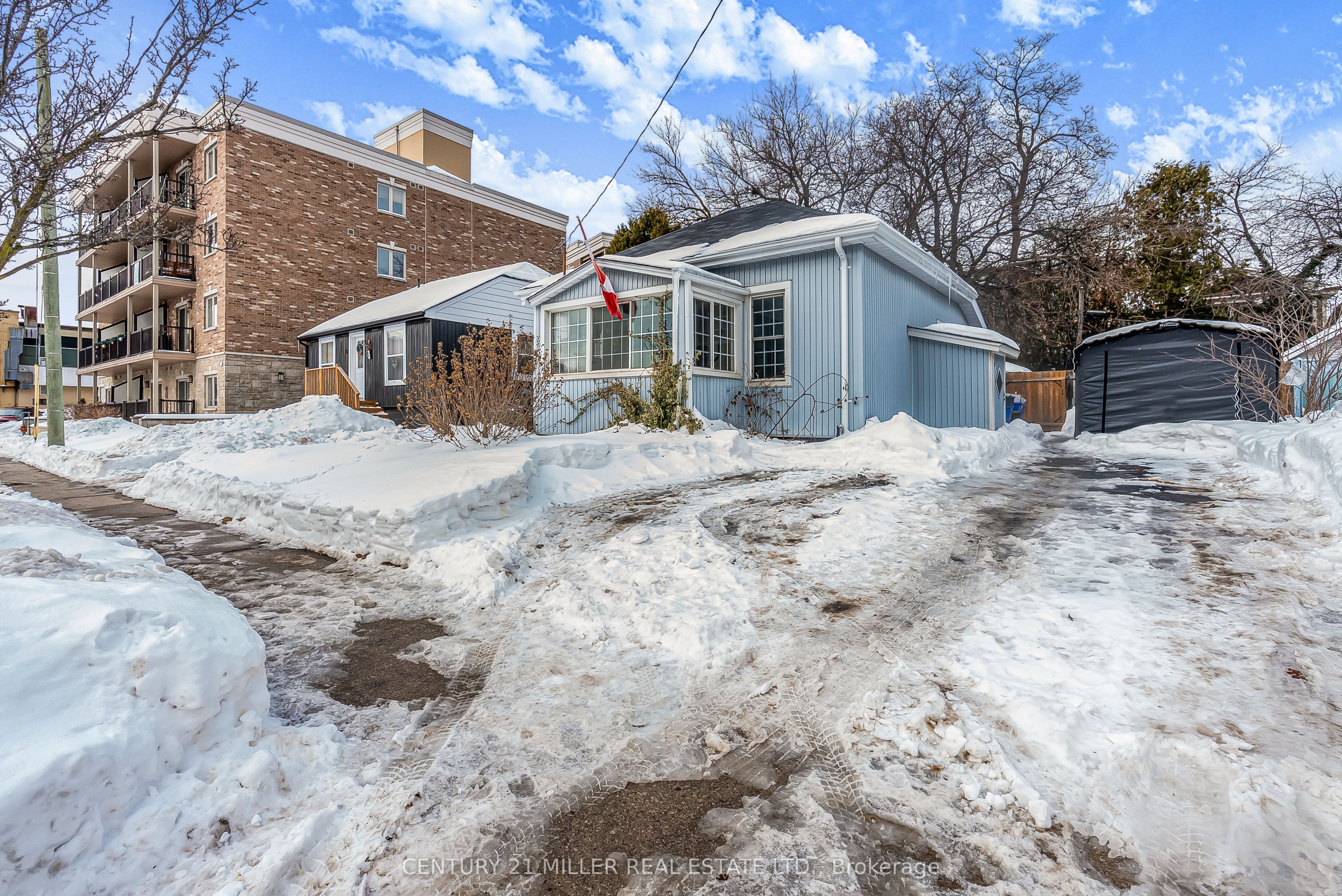 63 Washington Ave Property Photo 6