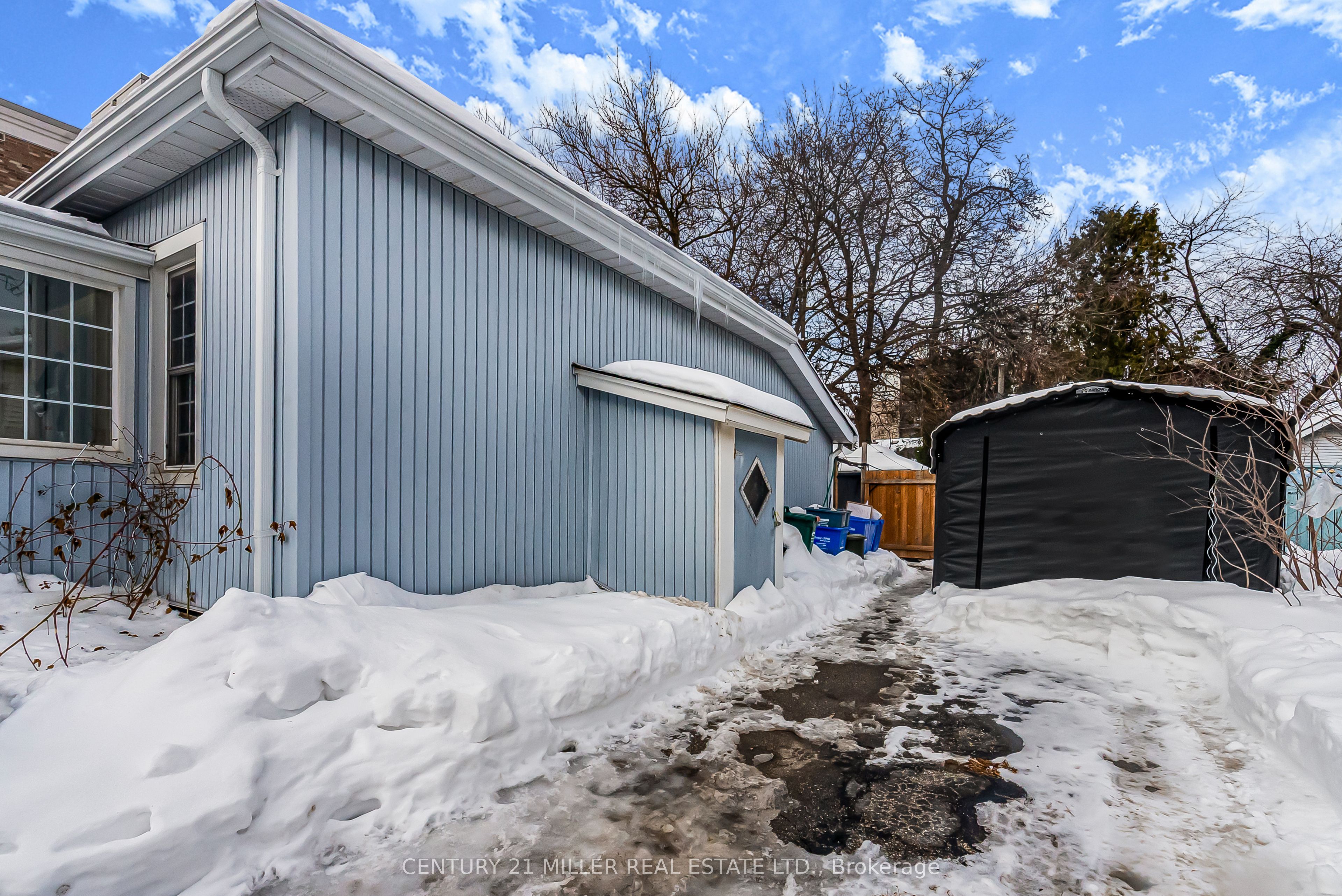 63 Washington Ave Property Photo 10