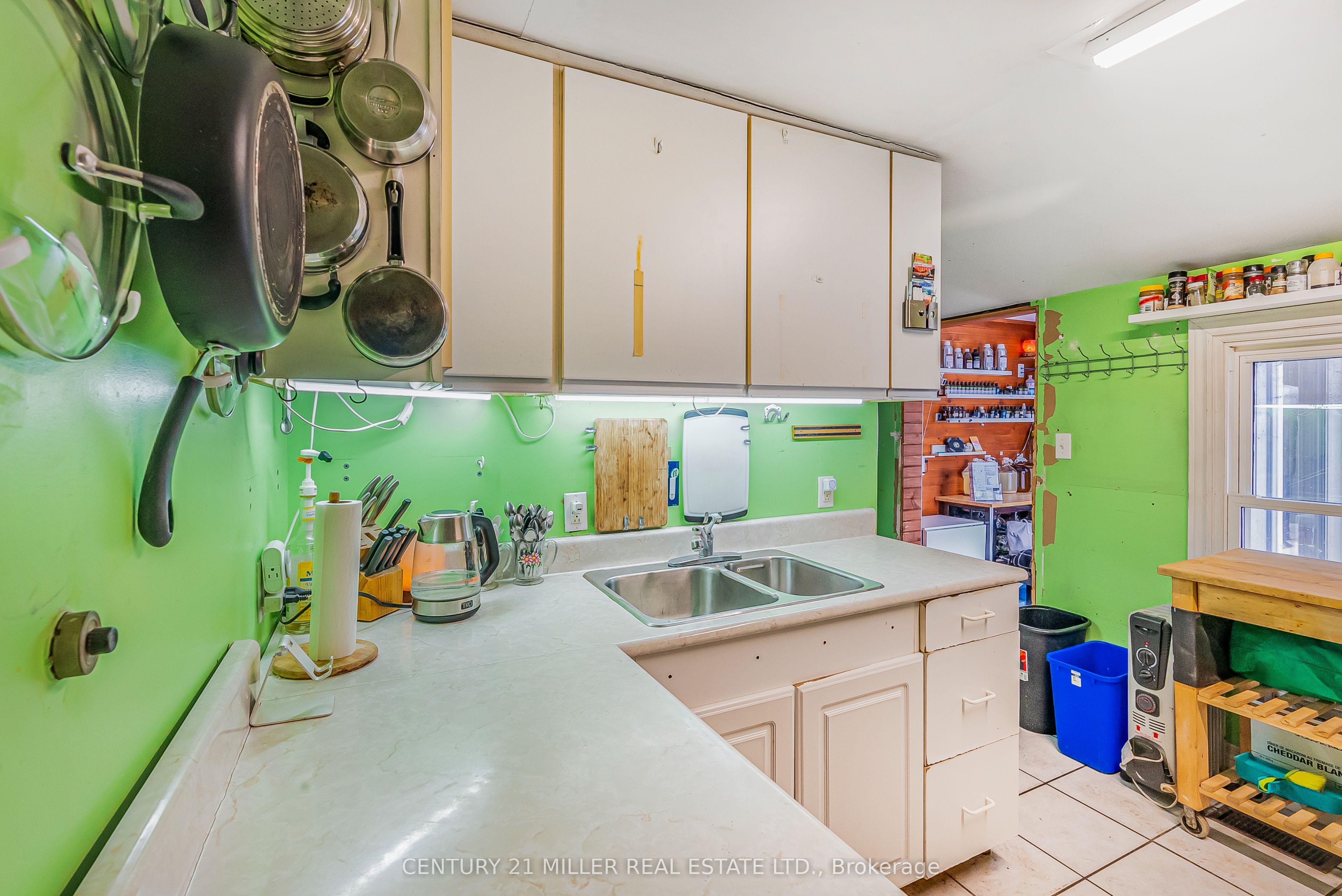 63 Washington Ave Property Photo 23