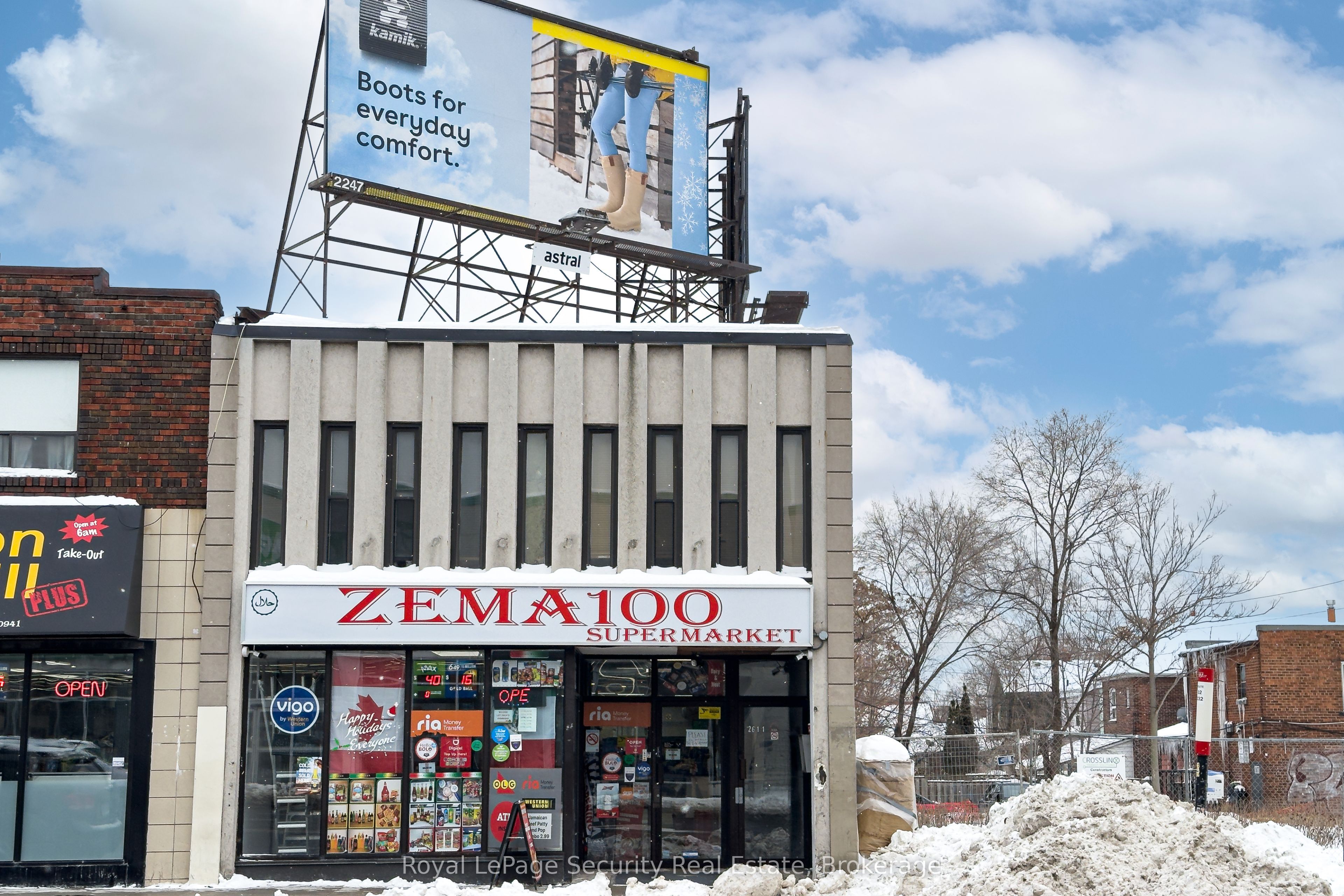 2611 Eglinton Avenue Property Photo 2