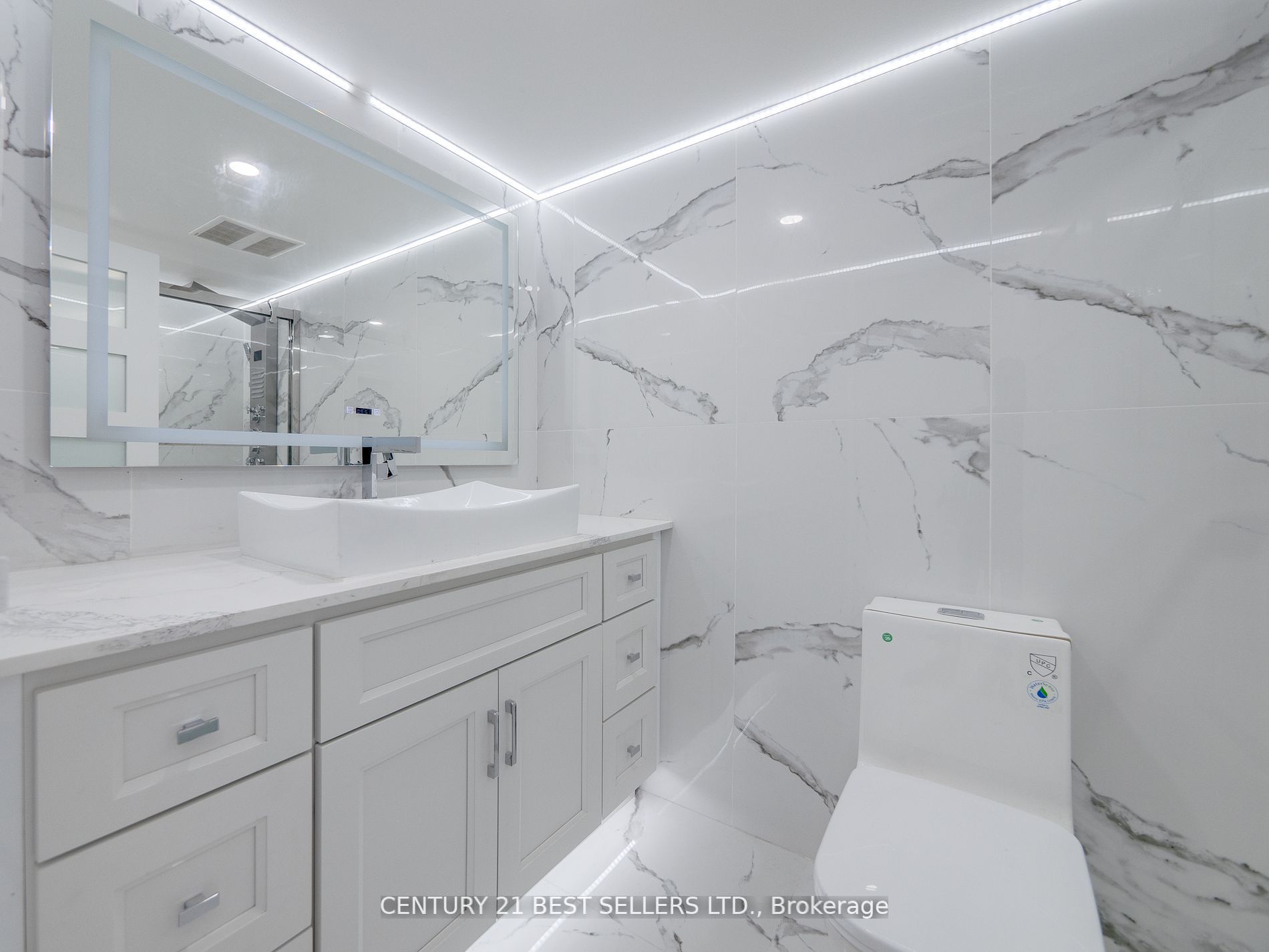 3650 Kaneff Cres Property Photo 25