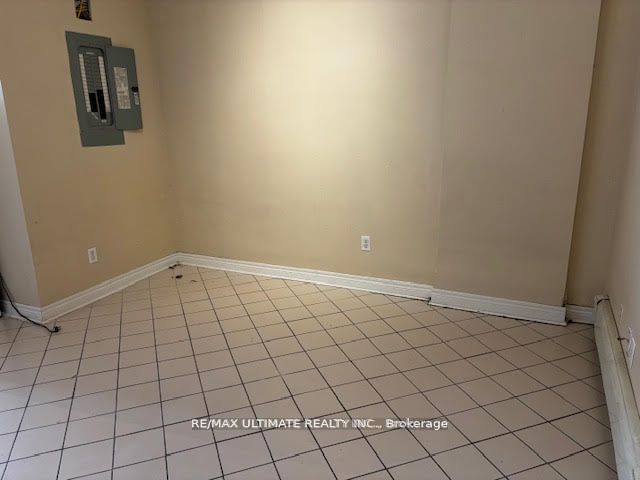#1a - 3325 Dundas Street Property Photo 4