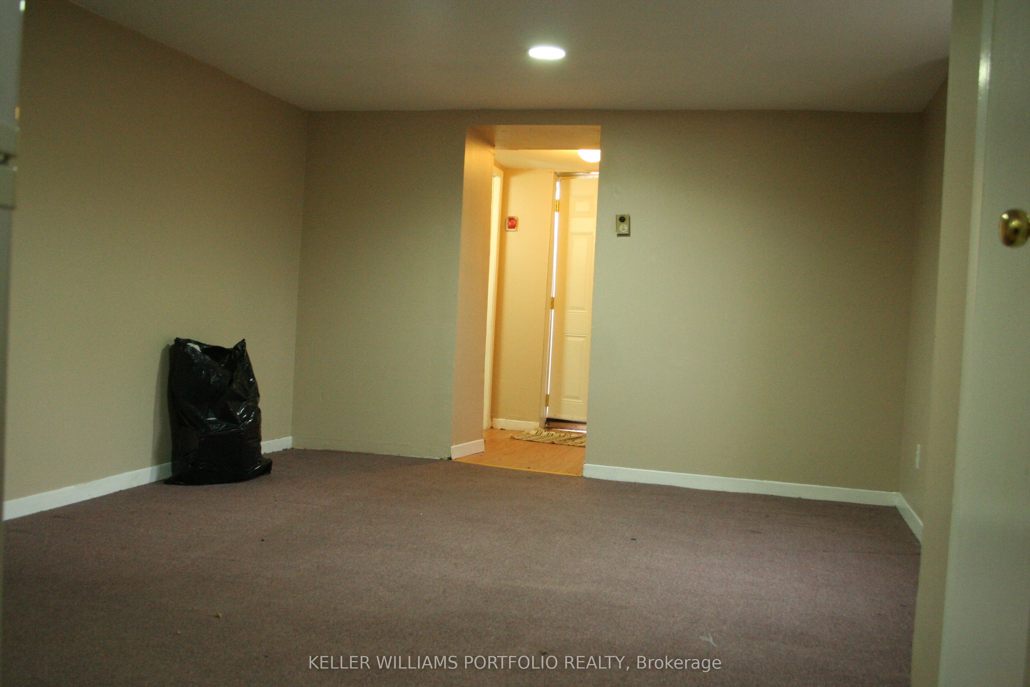 188 St Johns Road Property Photo 9