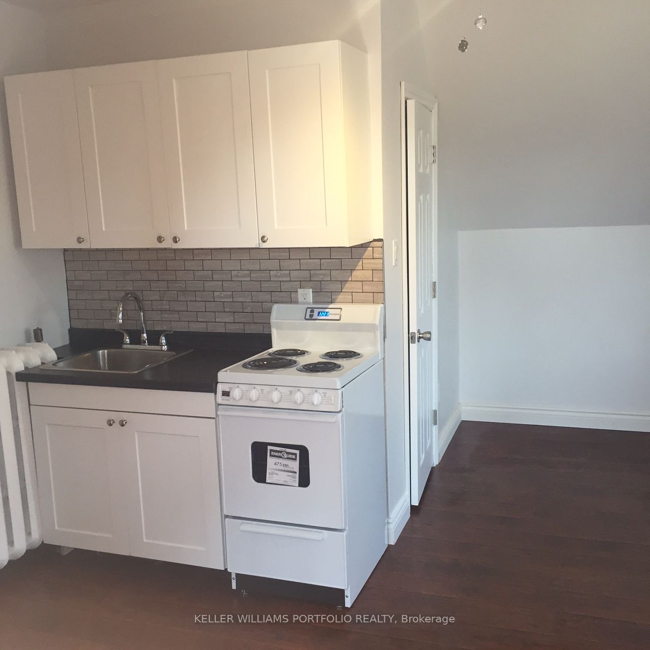 188 St Johns Road Property Photo 18