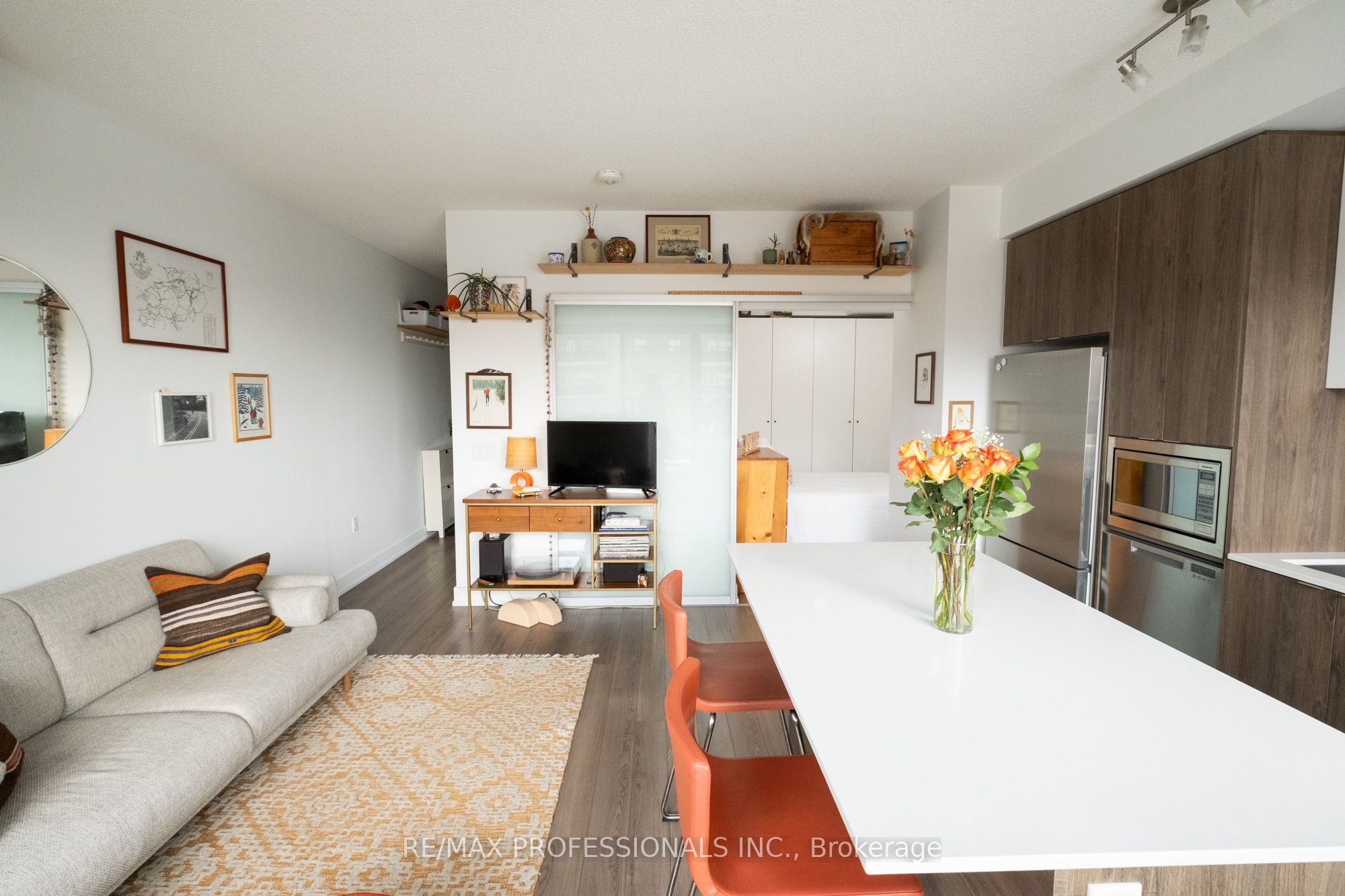 #207 - 8 Ann Street Property Photo 5