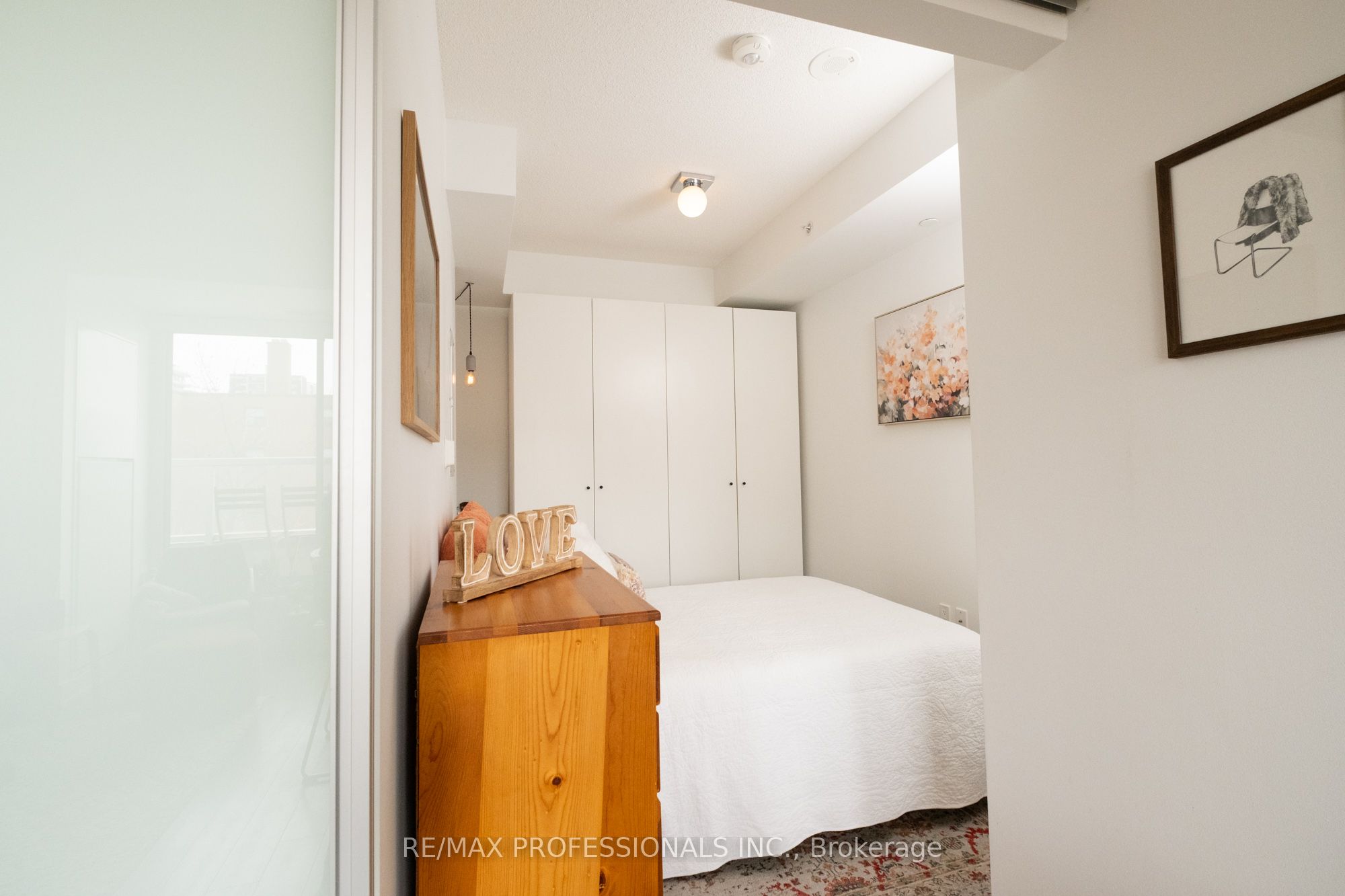 #207 - 8 Ann Street Property Photo 13