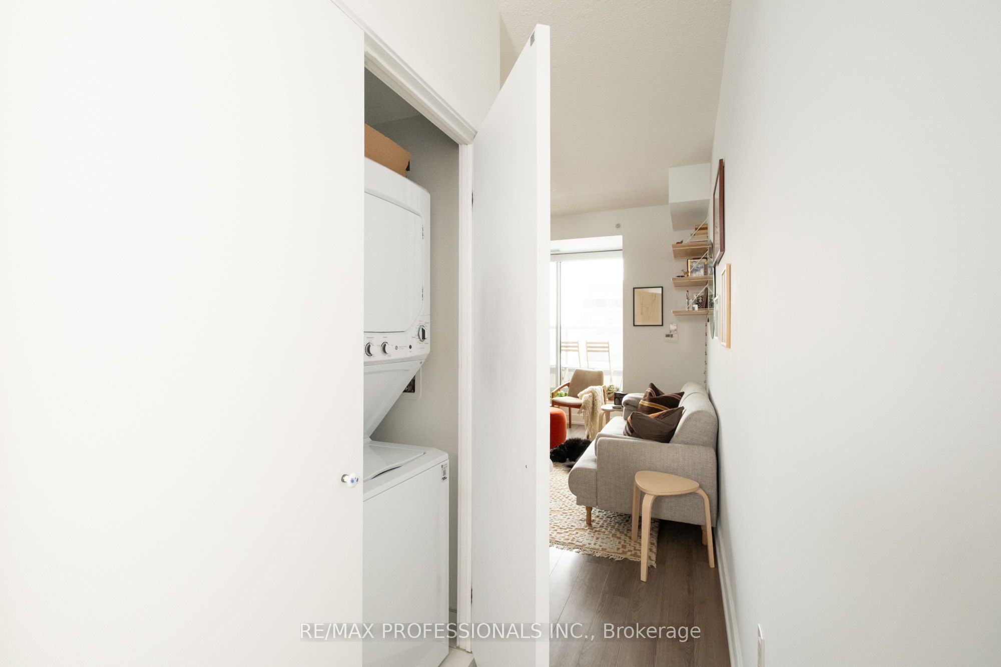 #207 - 8 Ann Street Property Photo 19