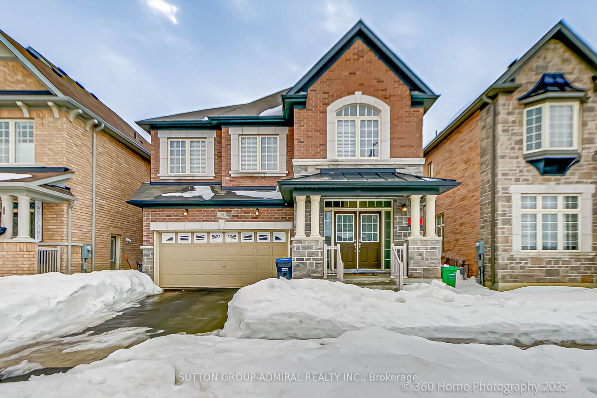 33 Tiger Crescent Property Photo 2