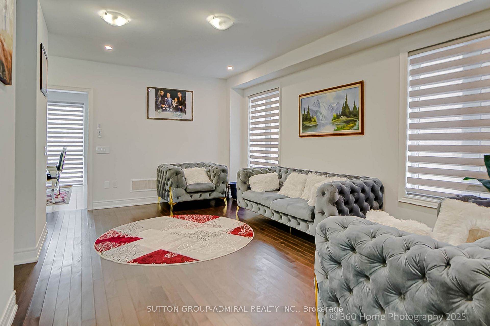 33 Tiger Crescent Property Photo 5