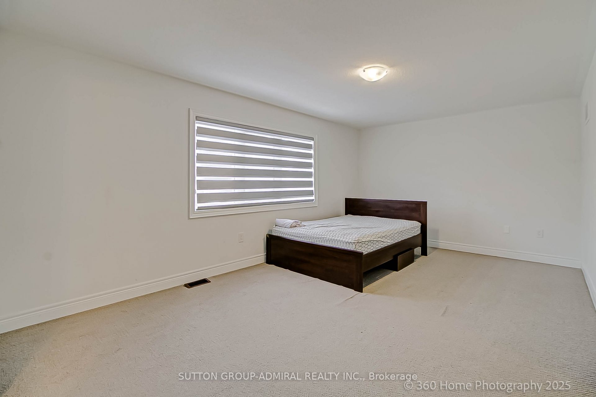 33 Tiger Crescent Property Photo 14