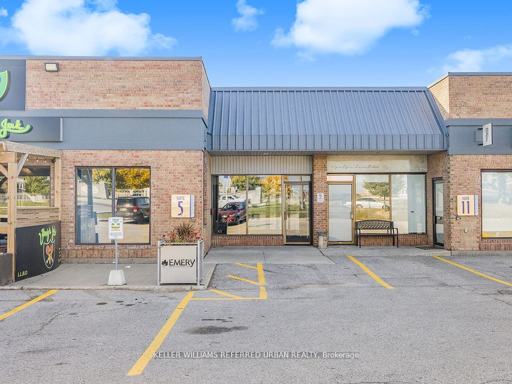 #5 - 2201 Finch Avenue Property Photo 5