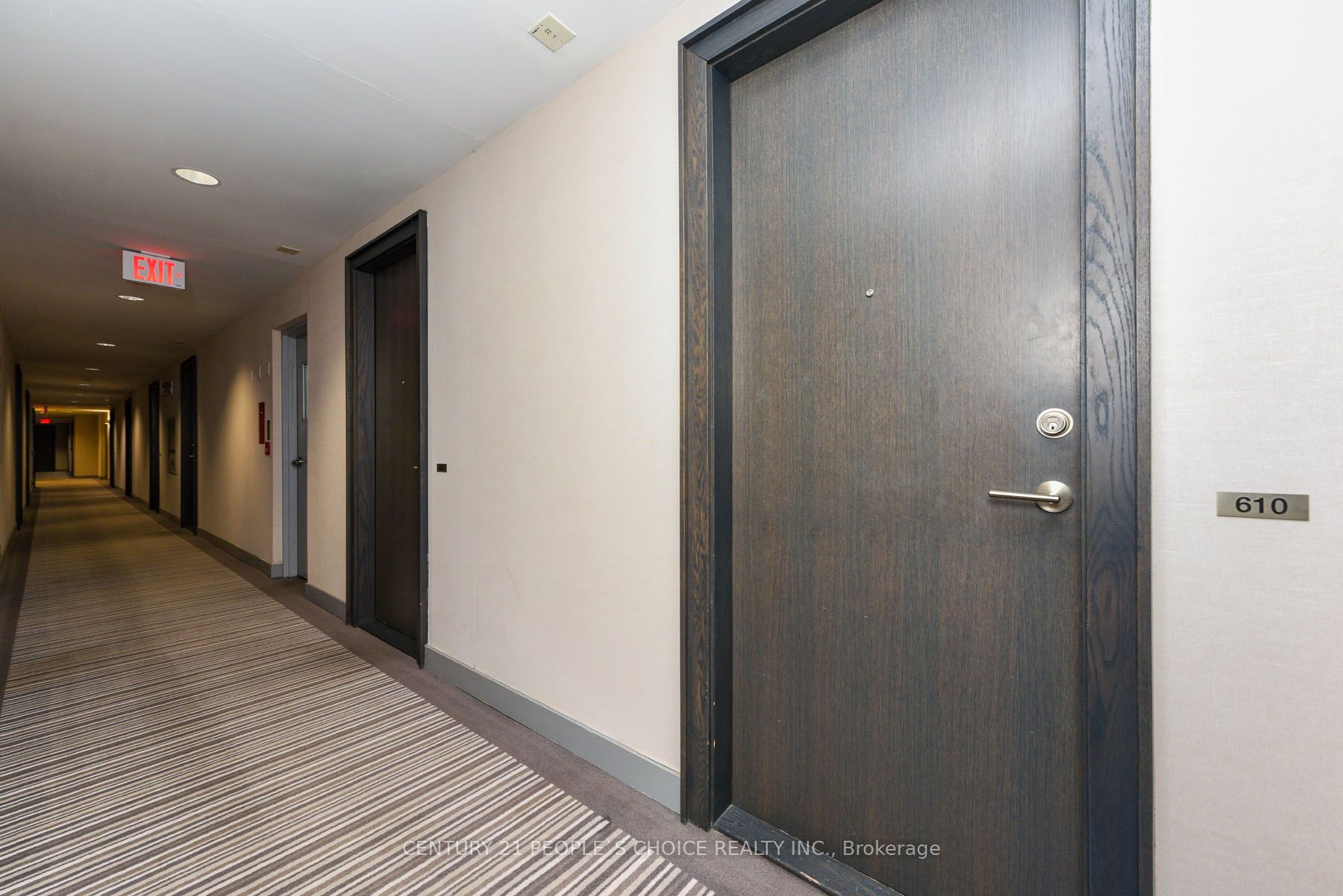 #610 - 105 The Queensway Property Photo 2