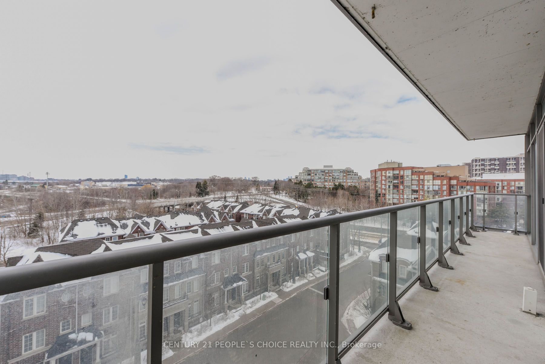 #610 - 105 The Queensway Property Photo 28