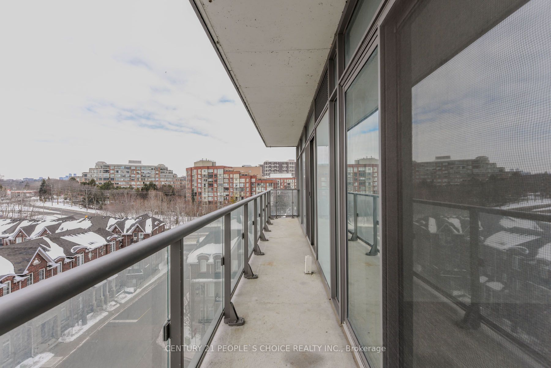 #610 - 105 The Queensway Property Photo 29