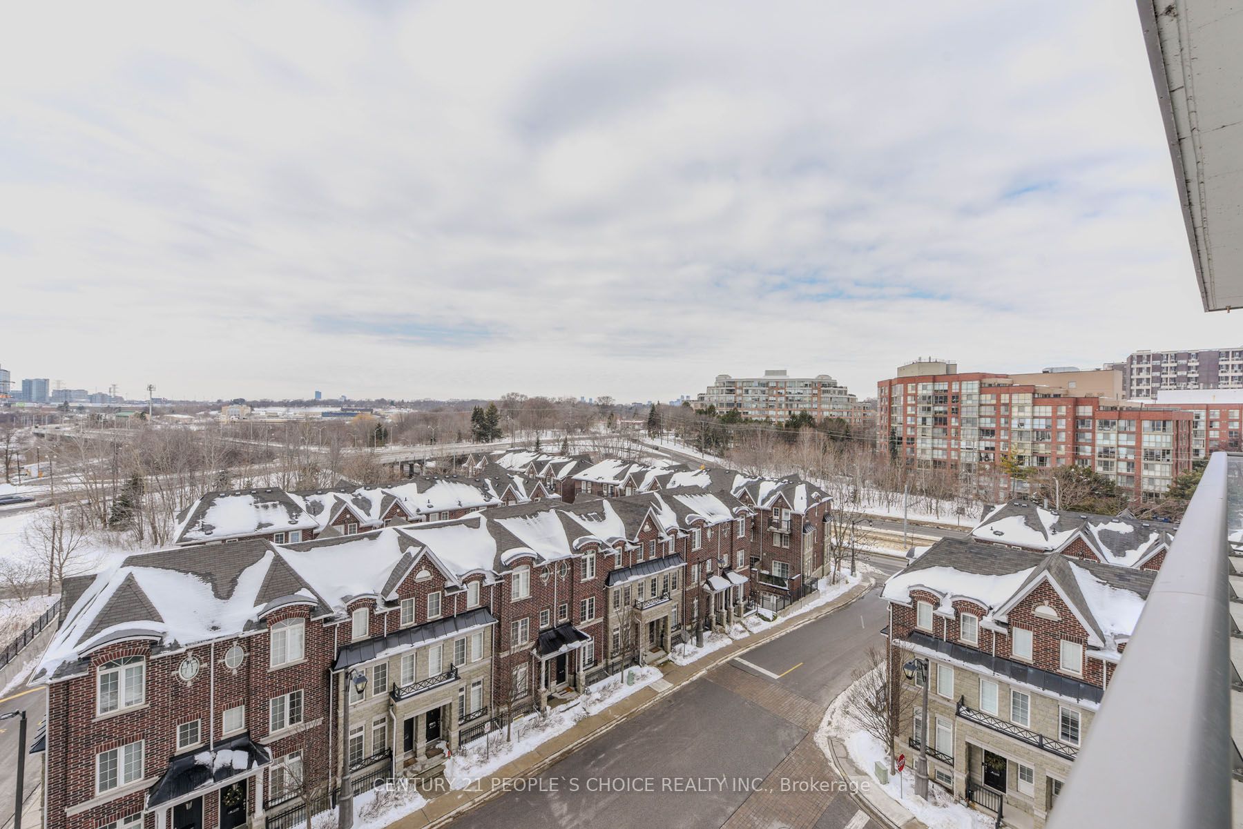 #610 - 105 The Queensway Property Photo 30