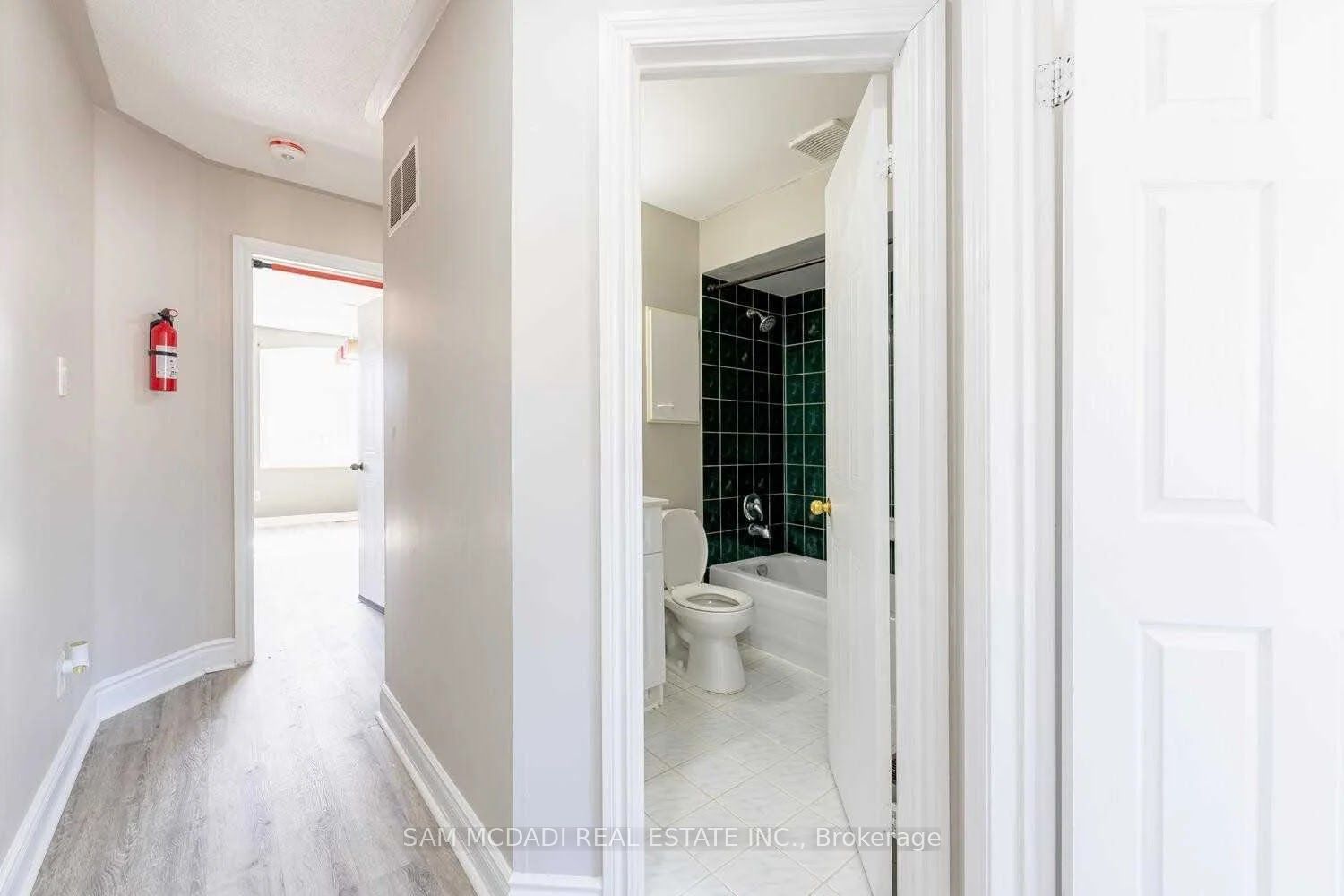 117 Richwood Crescent Property Photo 14
