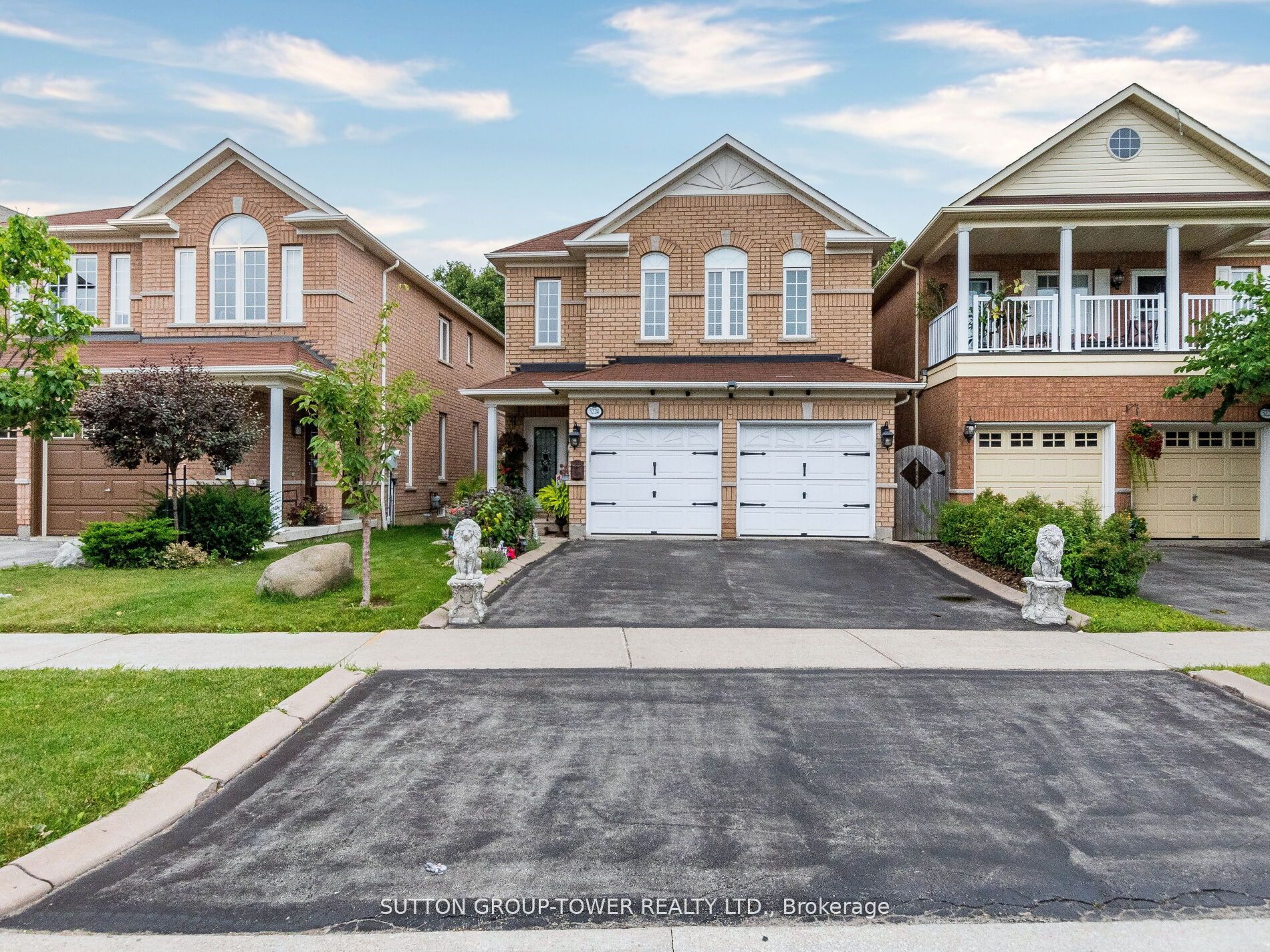 5224 Churchill Meadows Boulevard Property Photo 1
