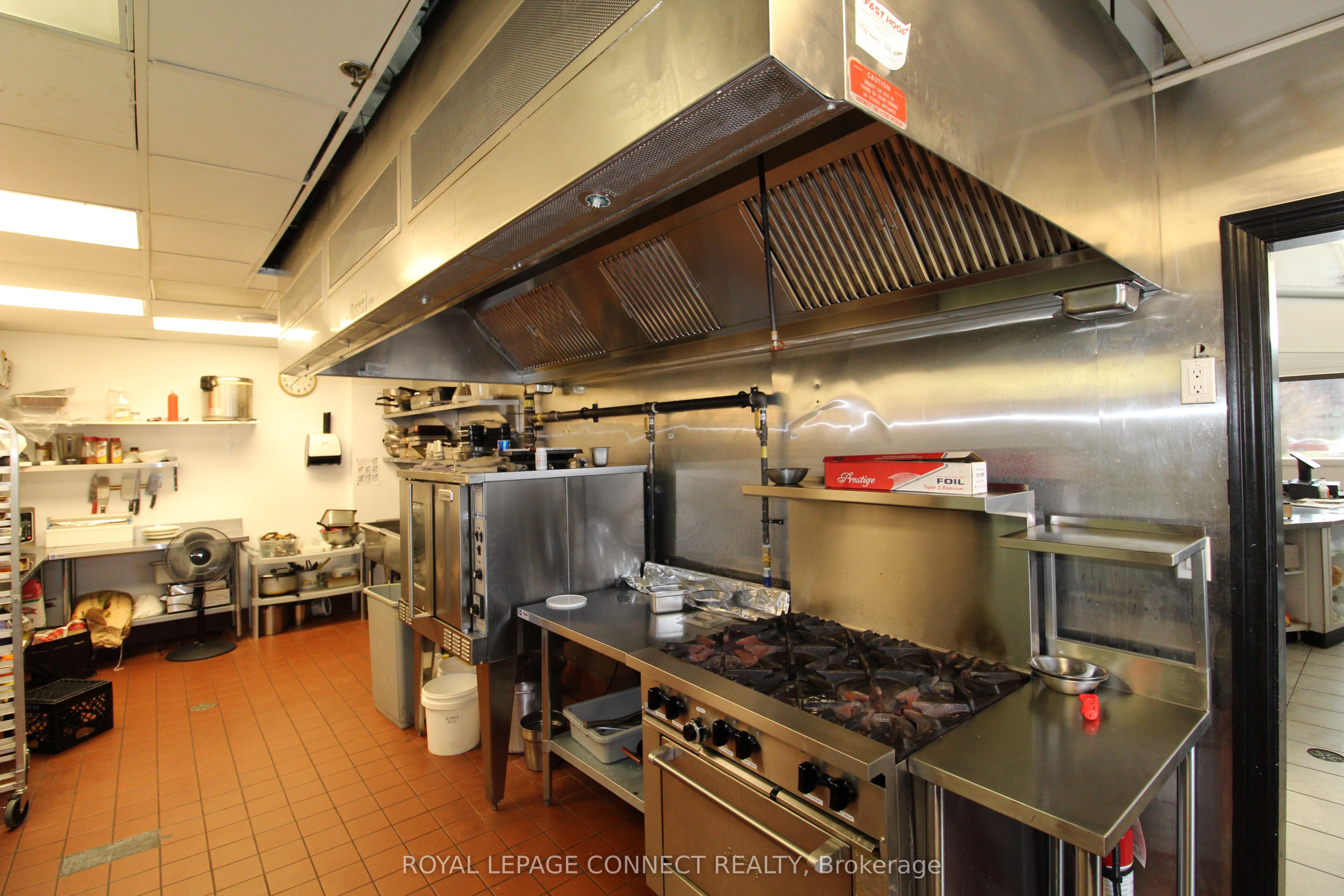 #unit101 - 405 The West Mall Property Photo 5