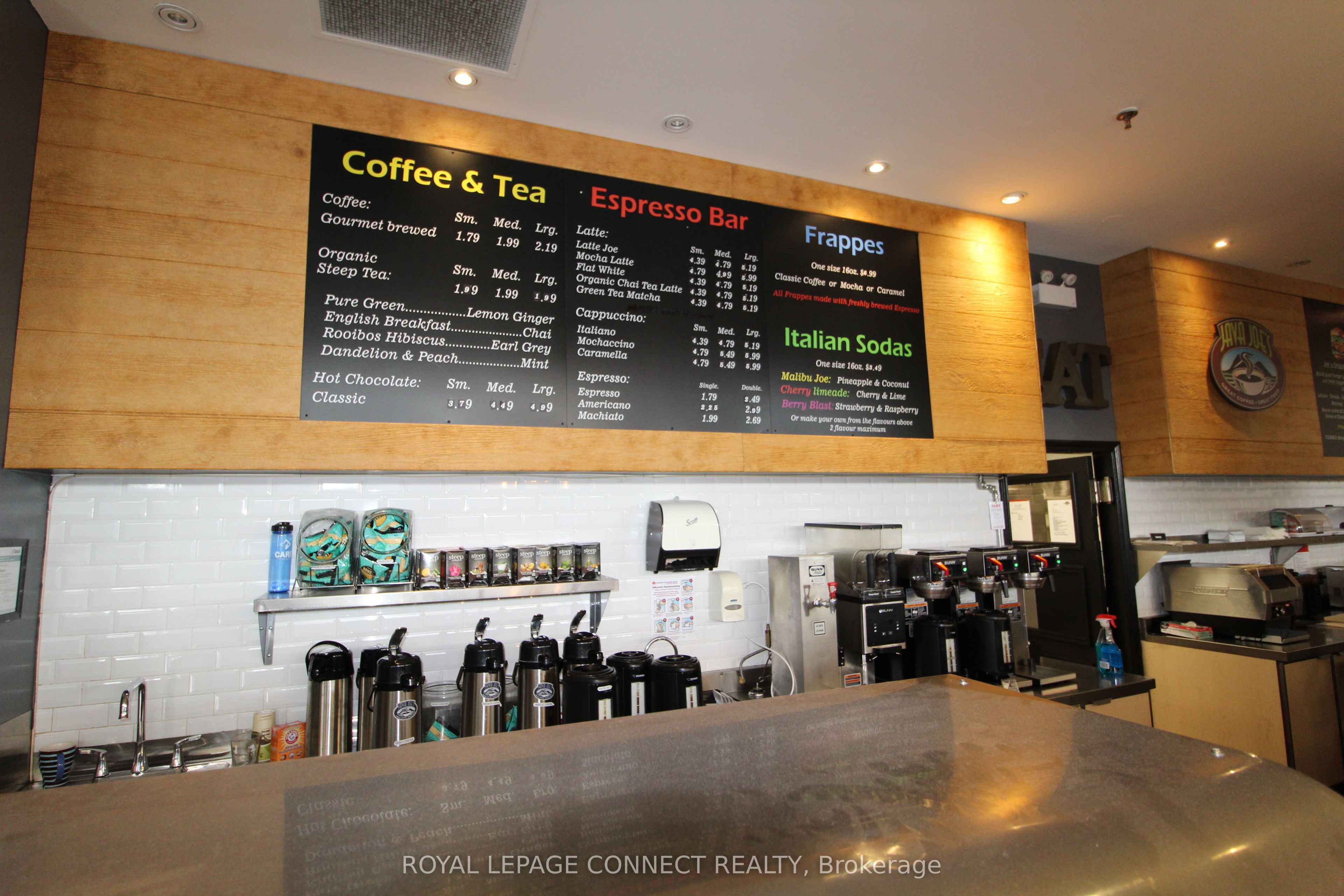#unit101 - 405 The West Mall Property Photo 8