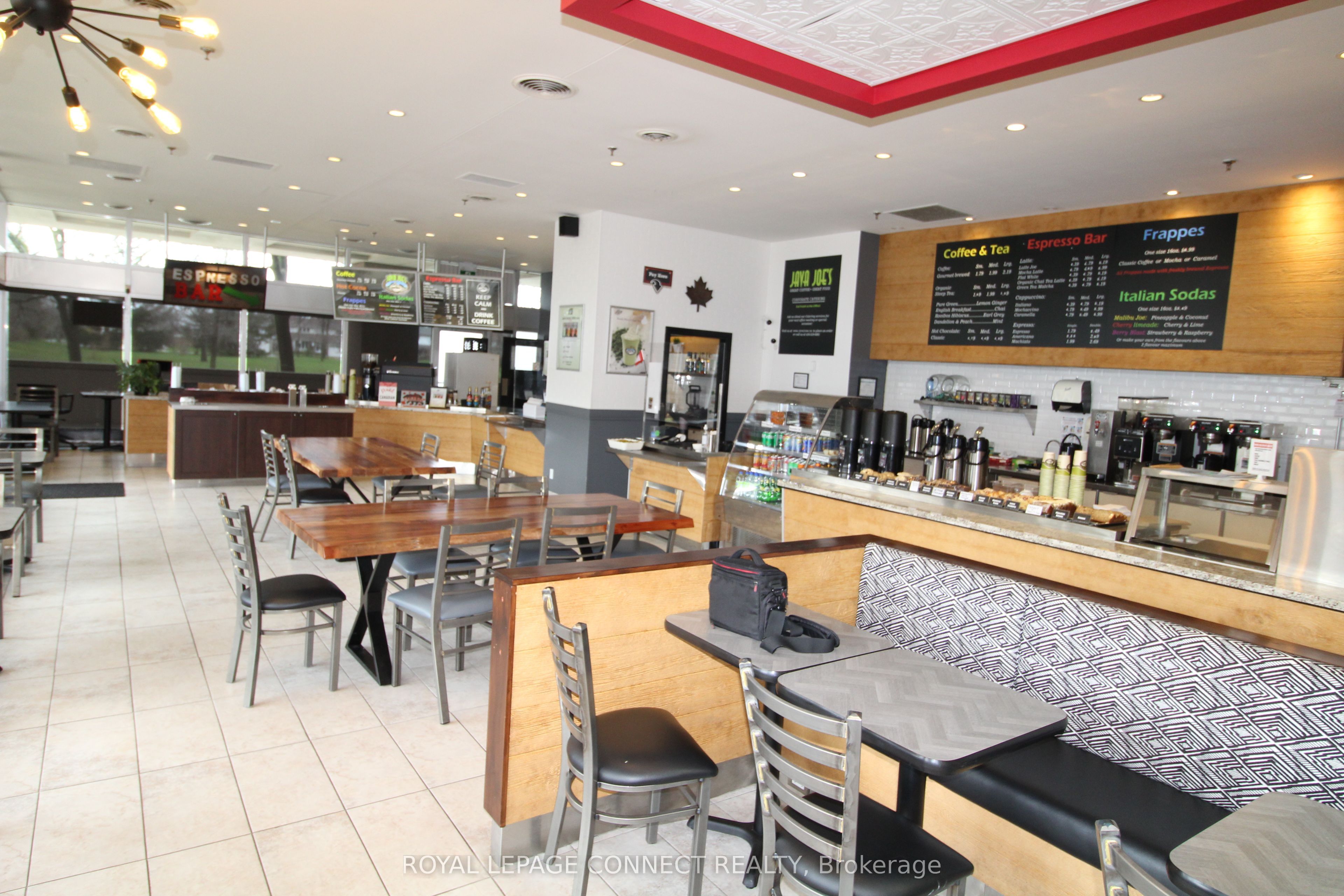 #unit101 - 405 The West Mall Property Photo 12