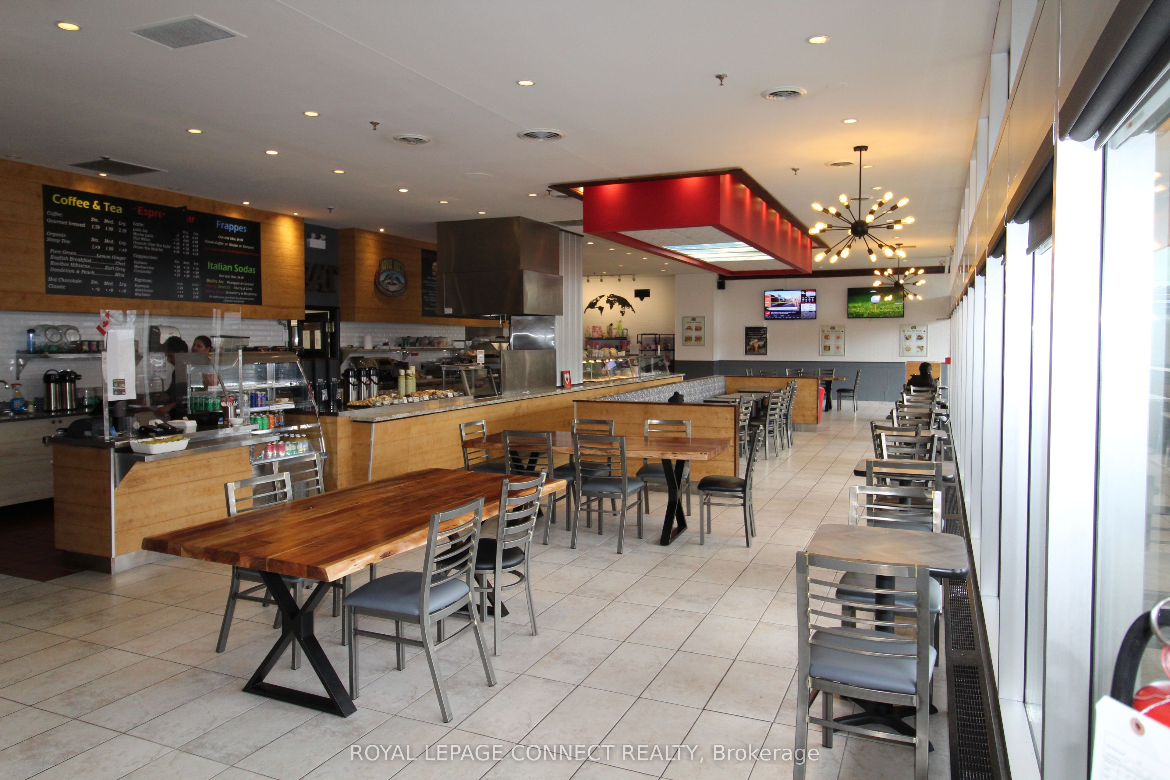 #unit101 - 405 The West Mall Property Photo 13