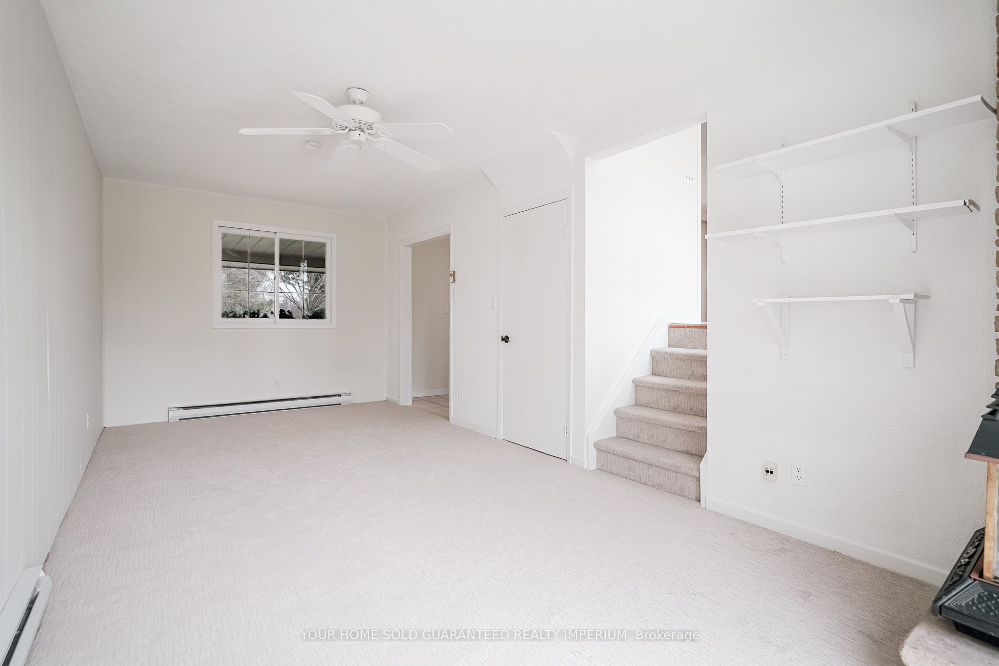 124 Ulster Drive Property Photo 6