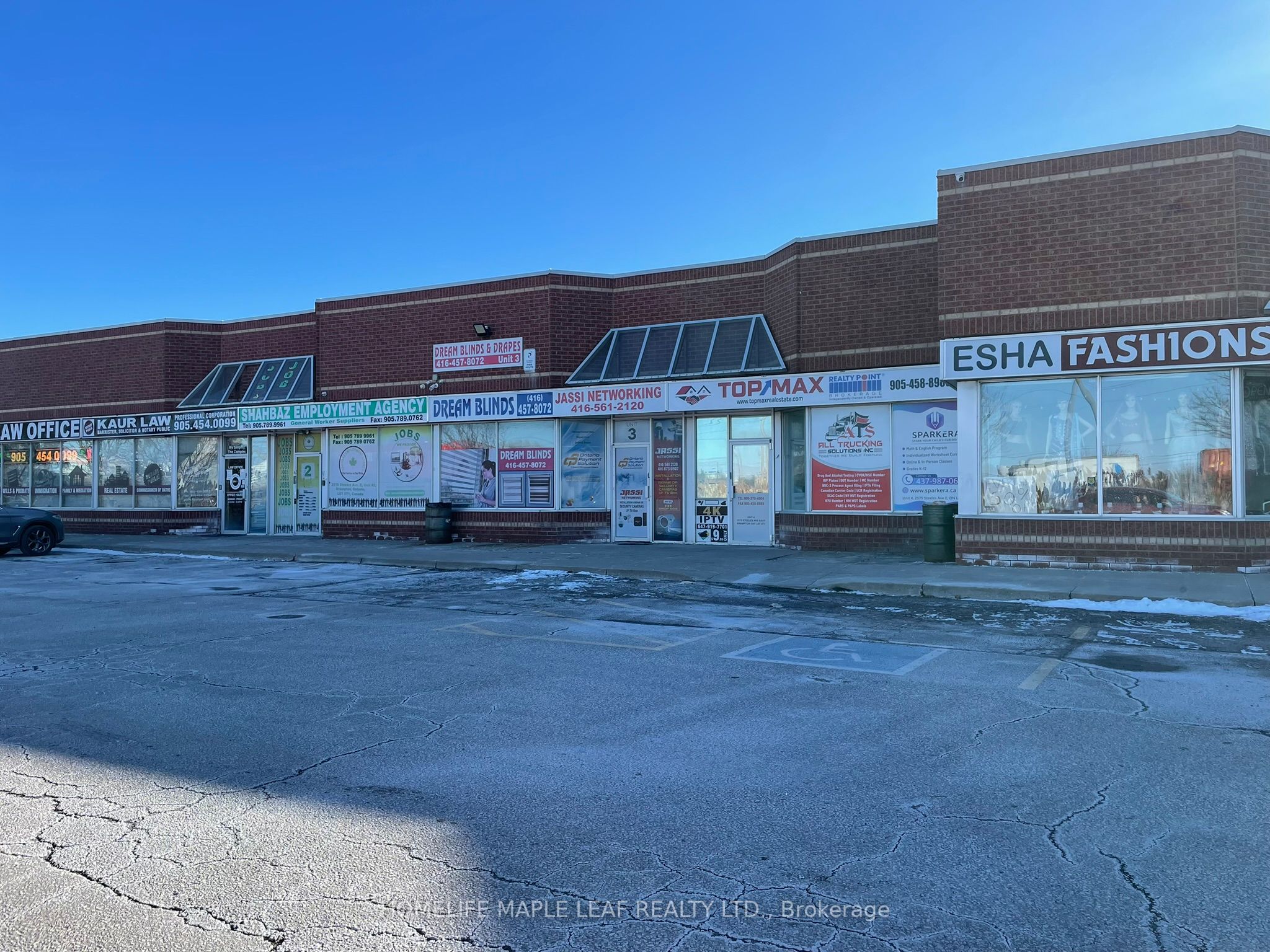 2575 Steeles Ave E Property Photo 4