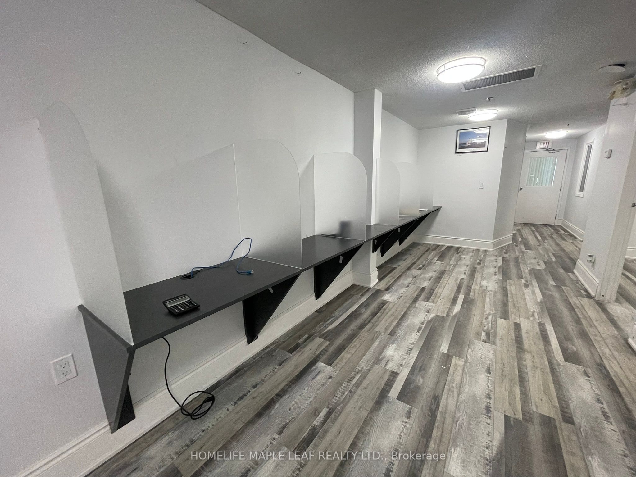 2575 Steeles Ave E Property Photo 22