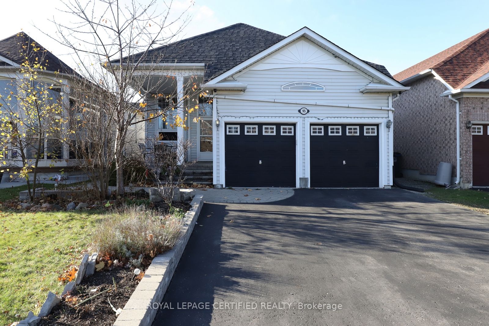 95 Vintage Gate Property Photo 1