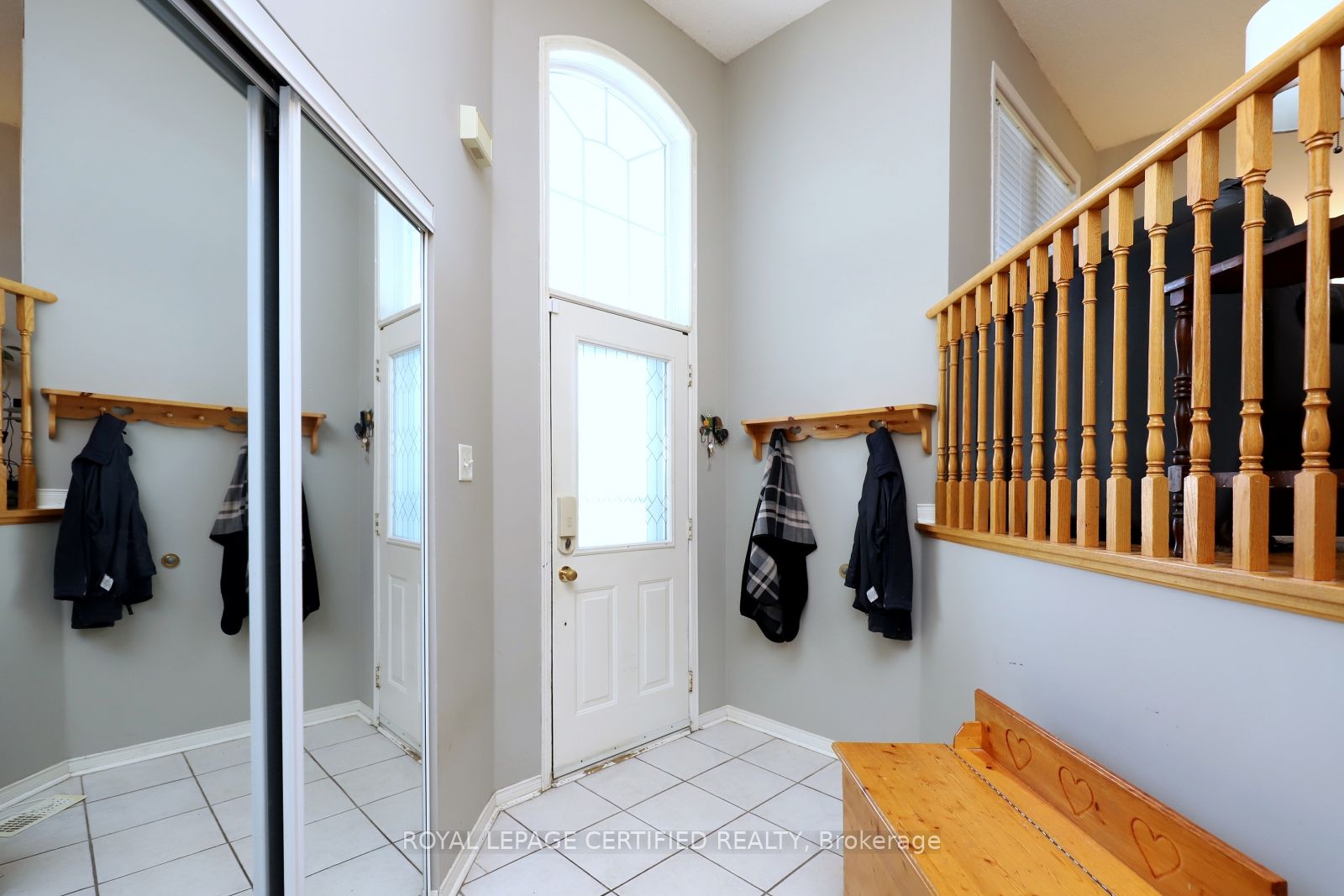 95 Vintage Gate Property Photo 3