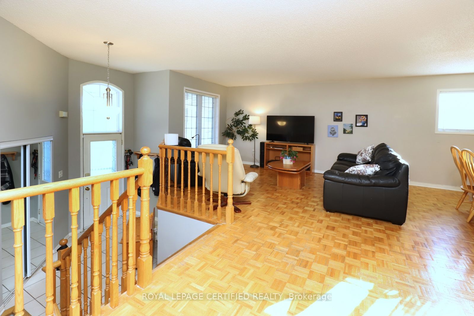 95 Vintage Gate Property Photo 4