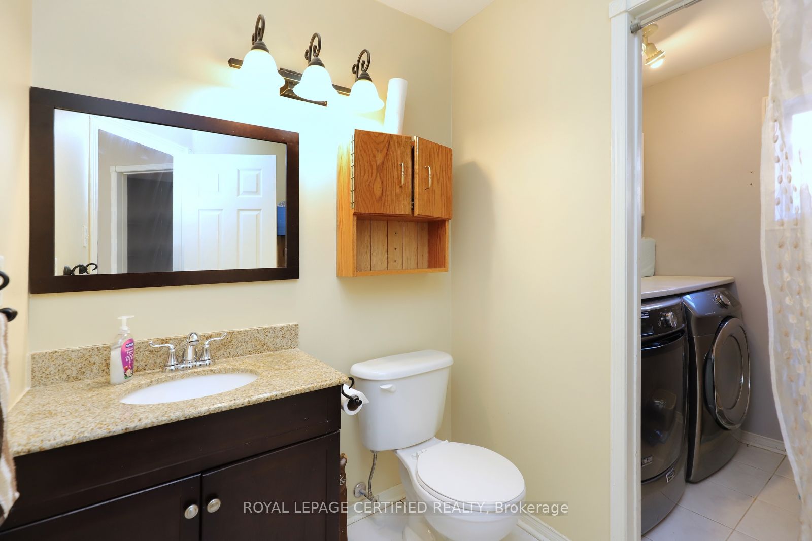 95 Vintage Gate Property Photo 17