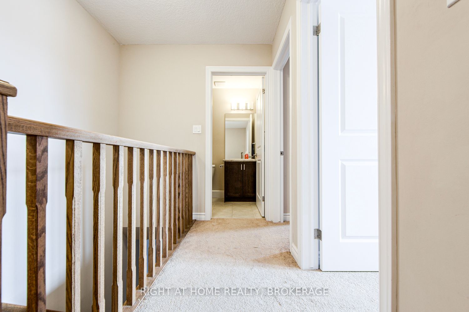 #62 - 445 Ontario Street Property Photo 36