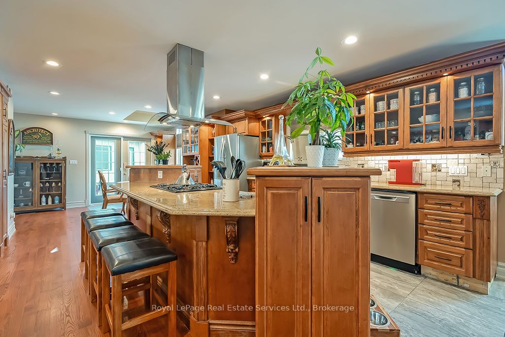 6 Turtle Lake Drive Property Photo 9