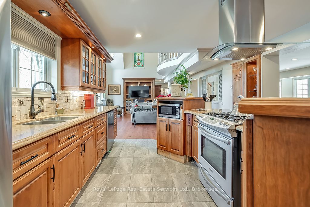 6 Turtle Lake Drive Property Photo 10