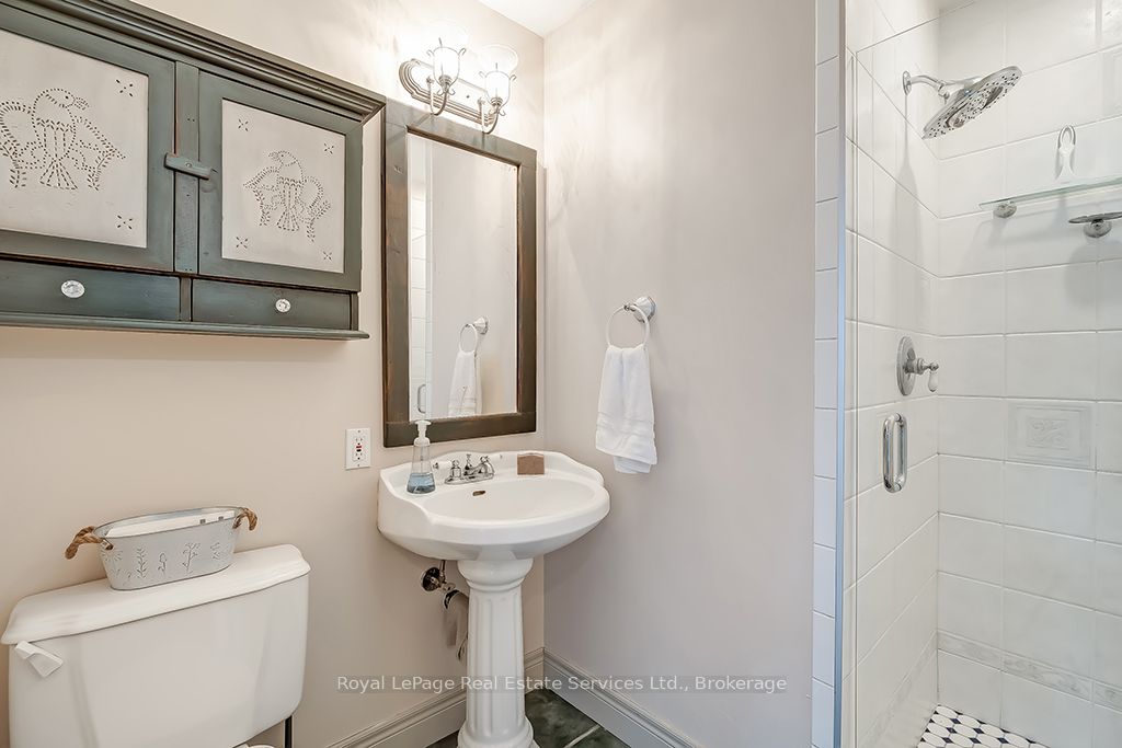 6 Turtle Lake Drive Property Photo 18