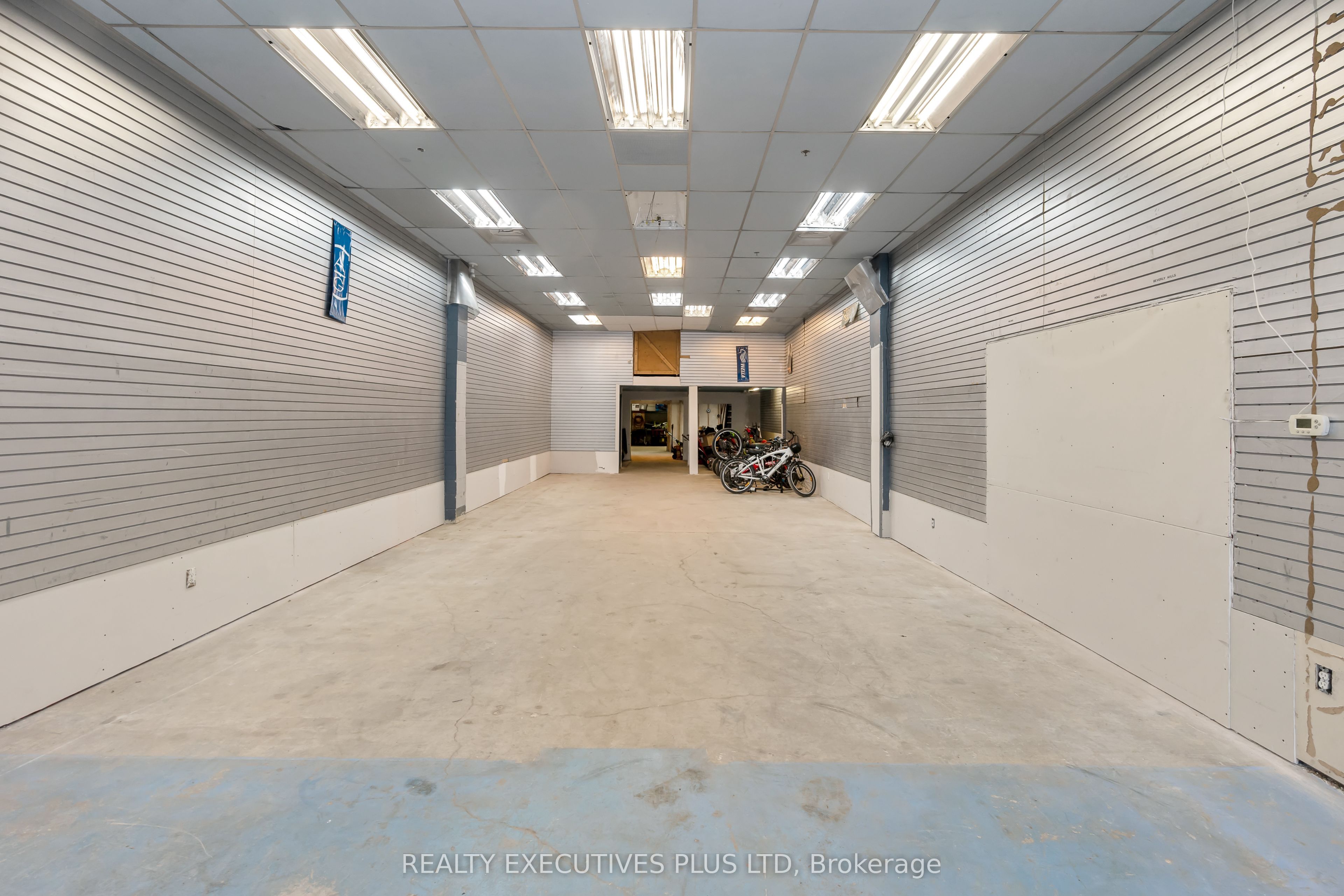 ##7 - 6921 Steeles Avenue Property Photo 2