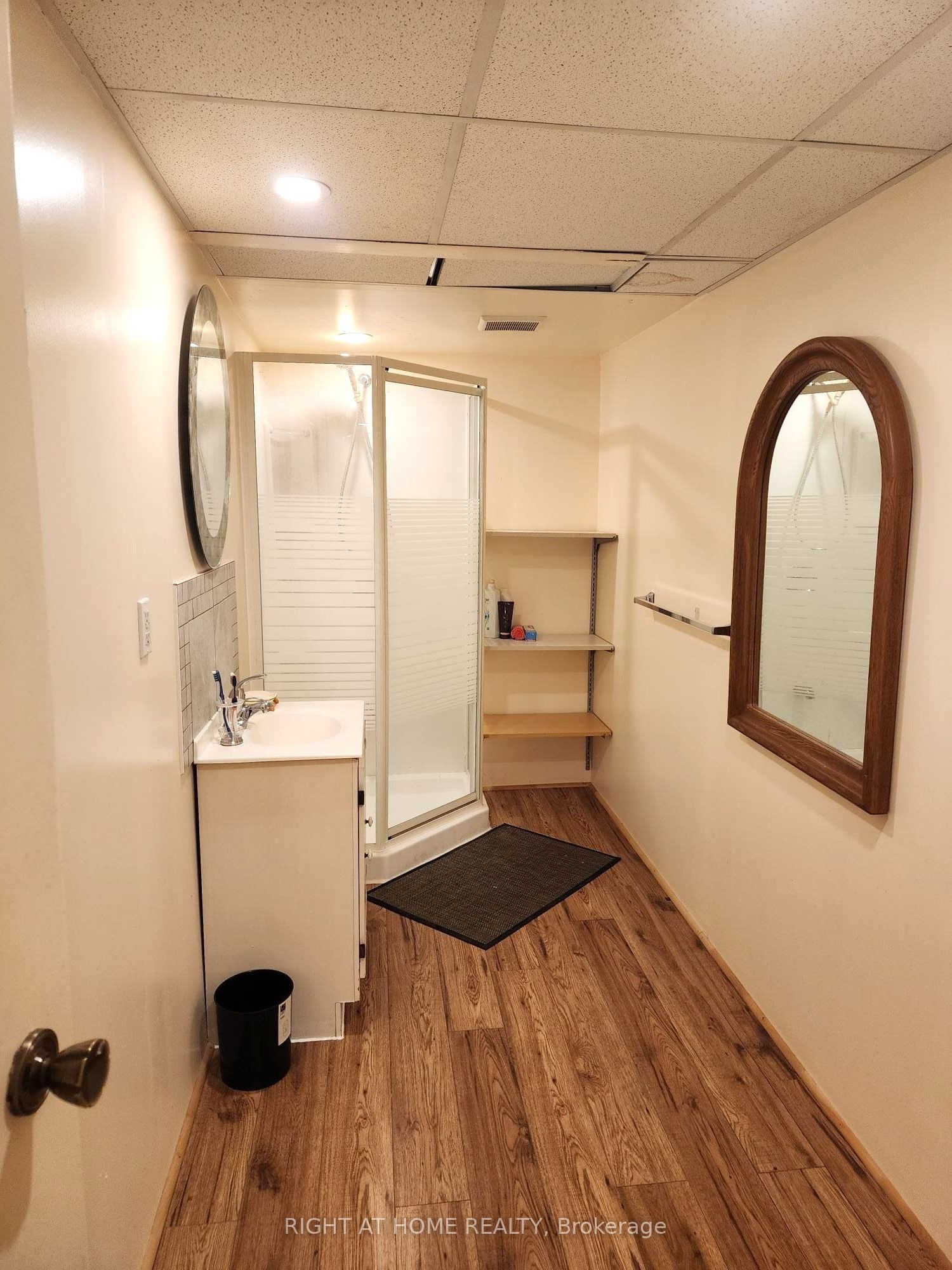 #c9 - 7171 Torbram Road Property Photo 5